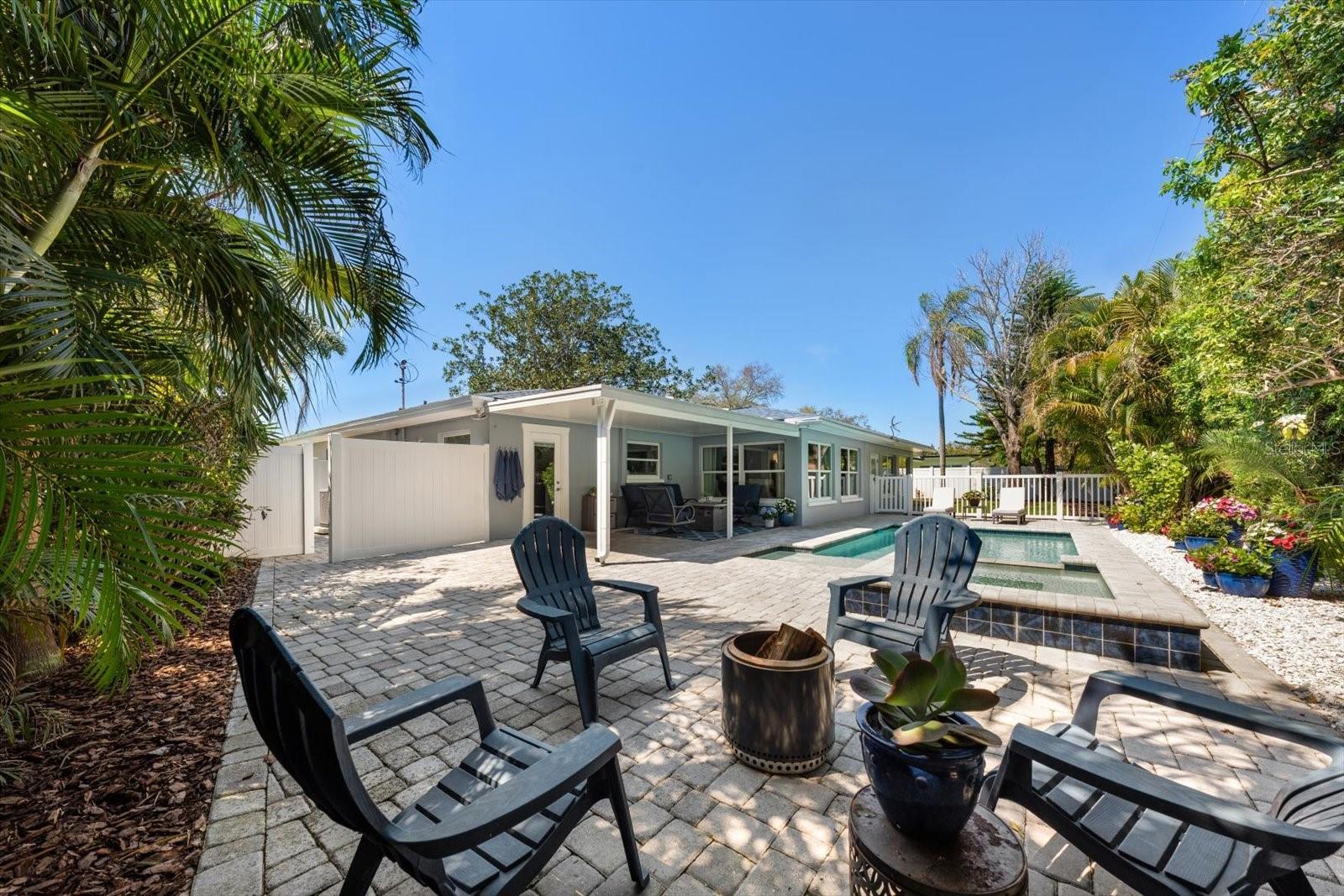 SHERWOOD ESTATES - Residential