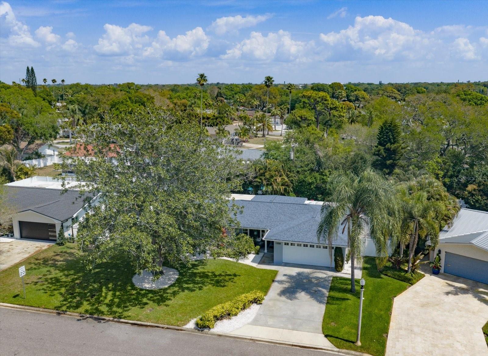 SHERWOOD ESTATES - Residential