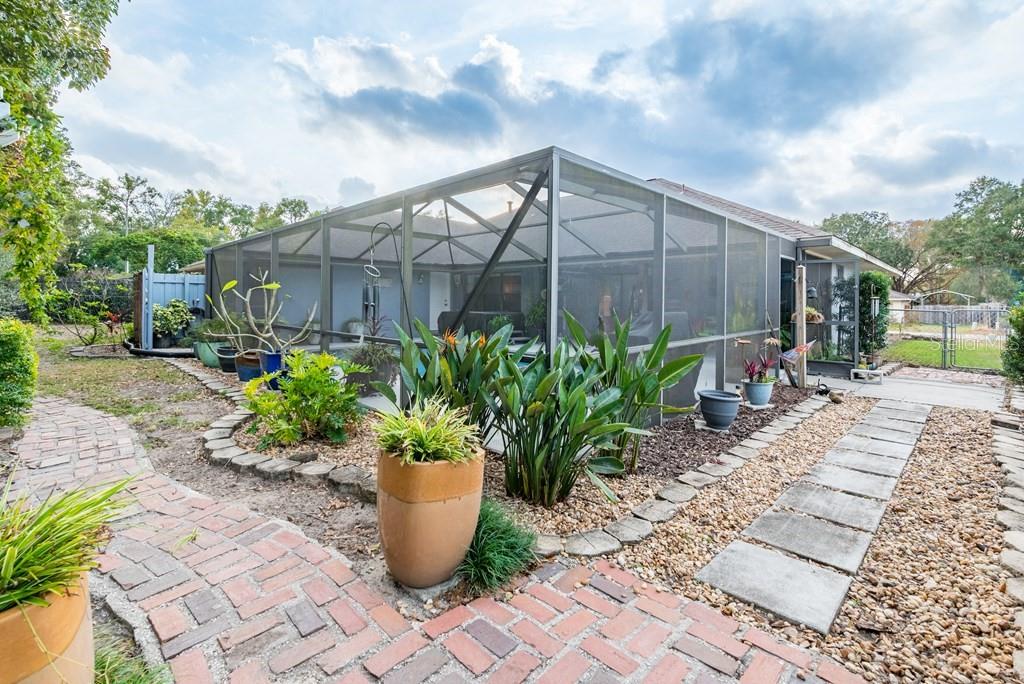 DELCREST - Residential