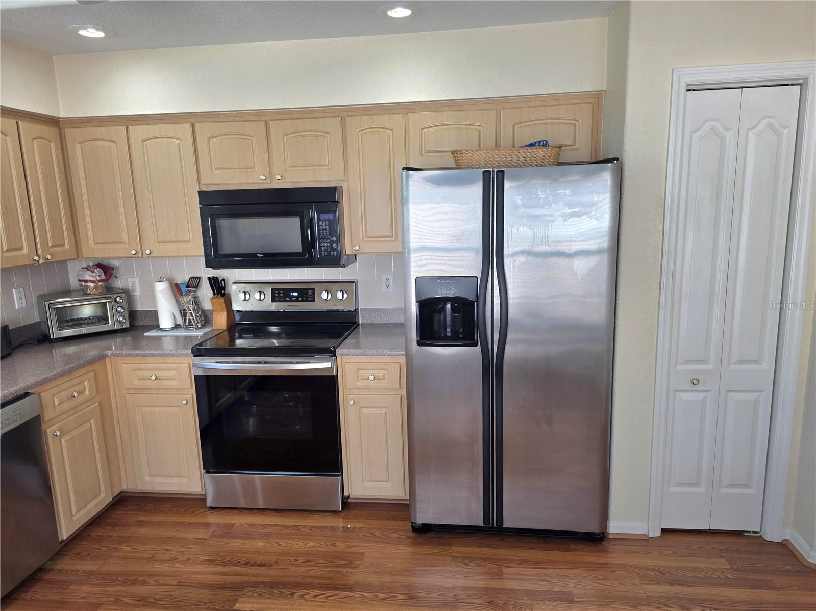 225 ROYAL PALM WAY