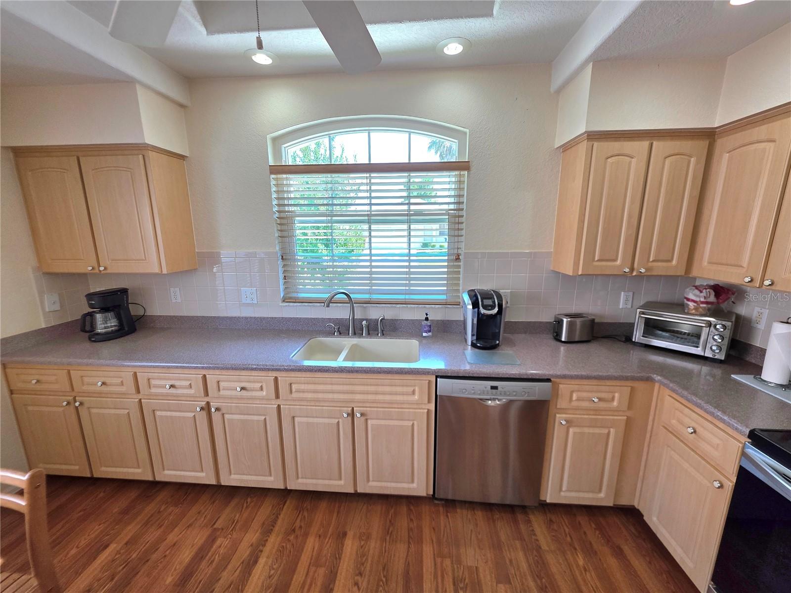225 ROYAL PALM WAY