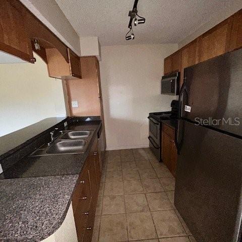 FOUNTAINS AT COUNTRYSIDE CONDO - Residential Lease
