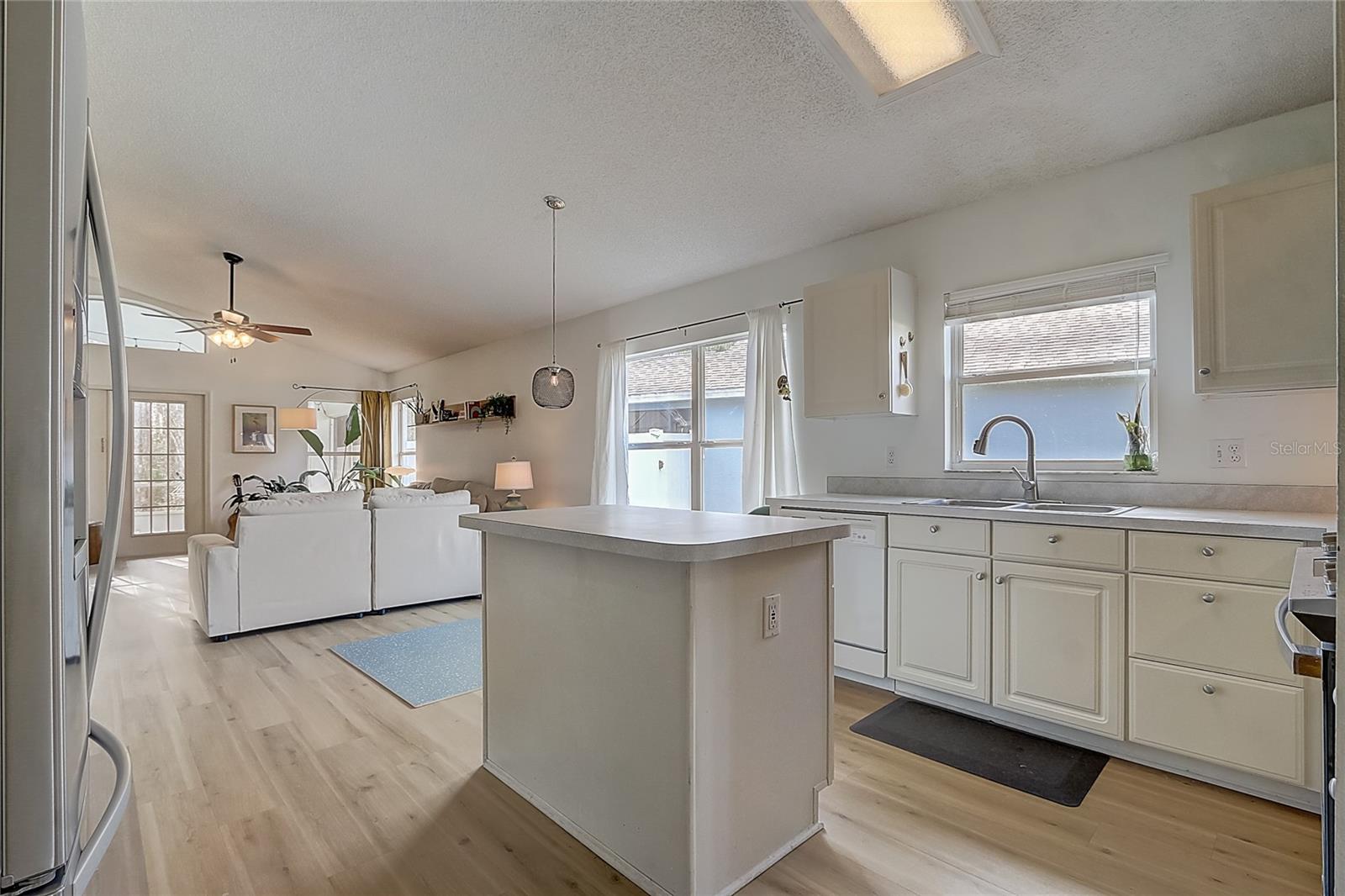 WATERFORD LAKES TR N32 - Residential