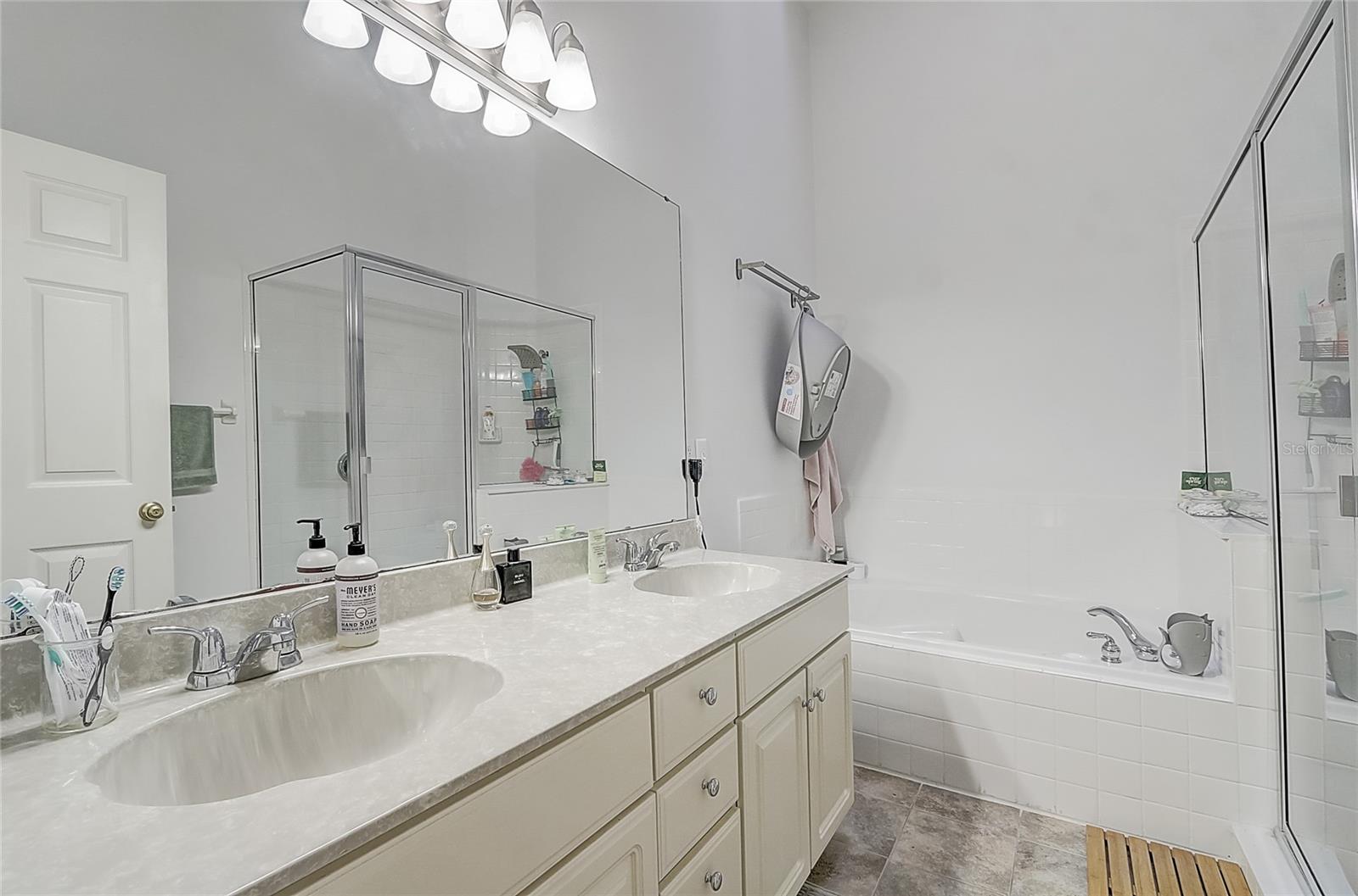 WATERFORD LAKES TR N32 - Residential