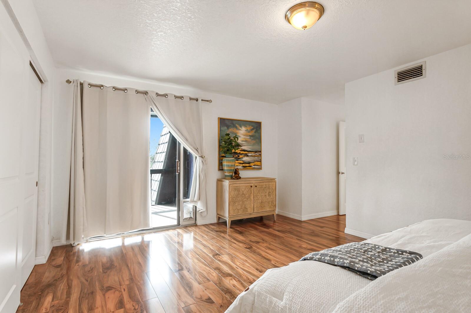 CLEARWATER COVE - Residential