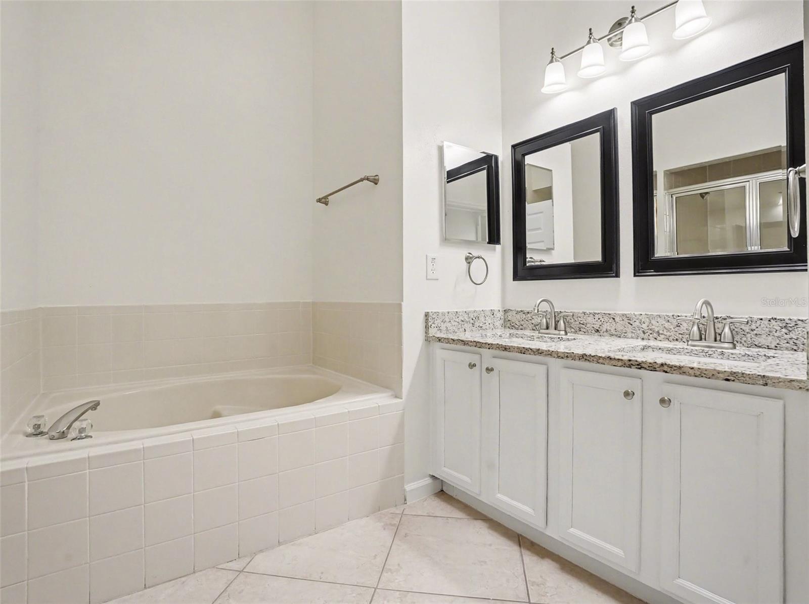 WESTON HILLS SUB - Residential