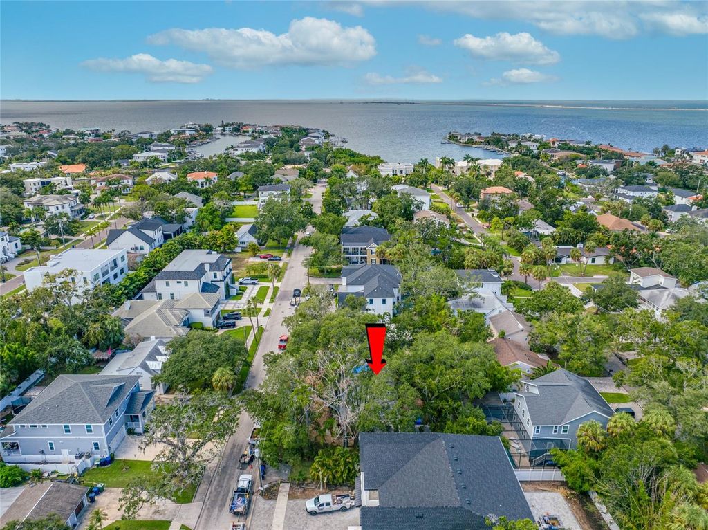 Photo of 4829 W San Jose Street, Tampa, FL 33629 (MLS # TB8421465)