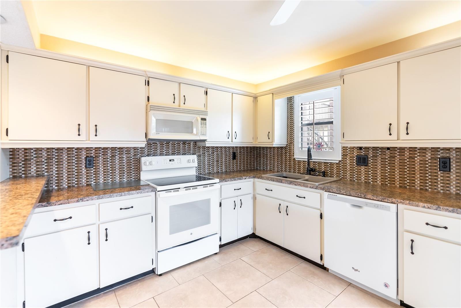 MORTON VILLAGE - Residential
