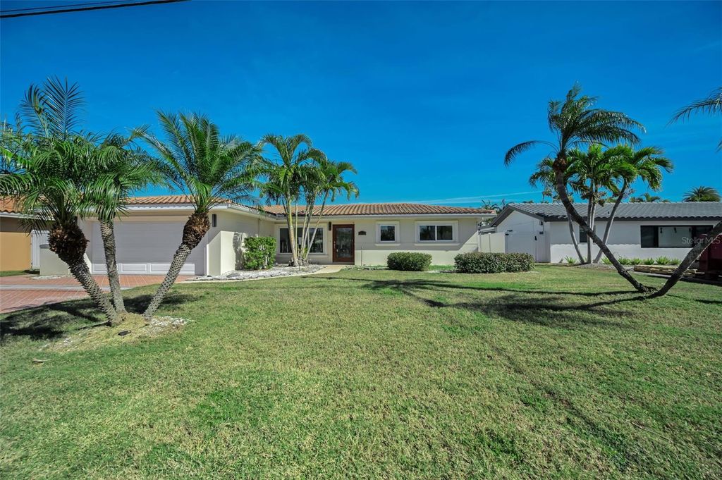 Photo of 12155 5th Street E, Treasure Island, FL 33706 (MLS # TB8467803)