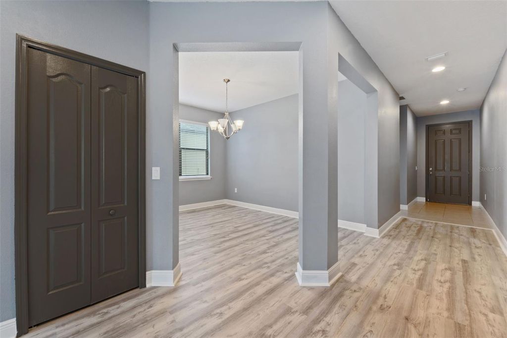 Photo of 11006 Tahiti Isle Lane, Tampa, FL 33647 (MLS # TB8386522)