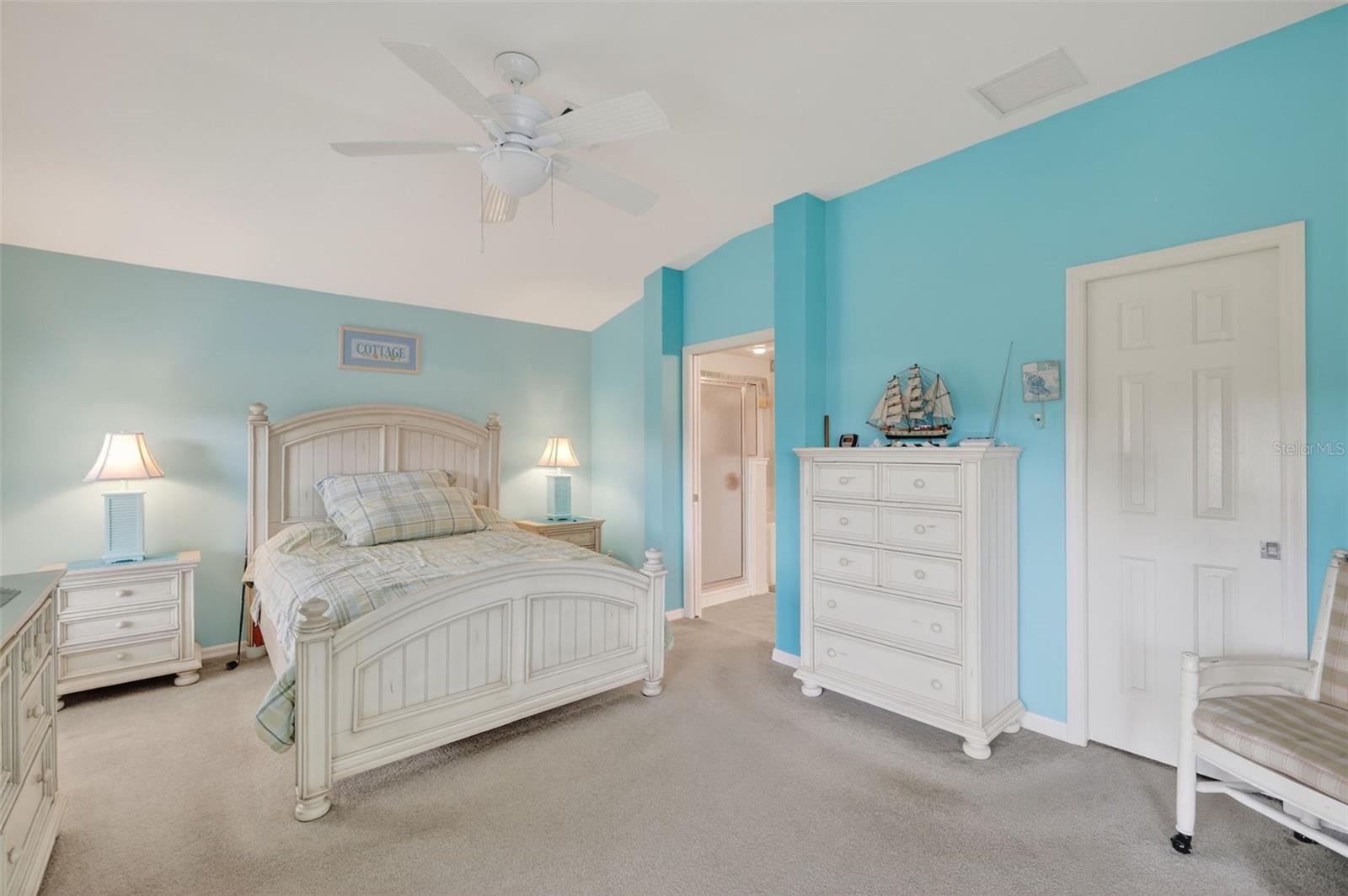 ROYAL HIGHLANDS PH 02 LT 992 ORB 1976 PG 173 - Residential