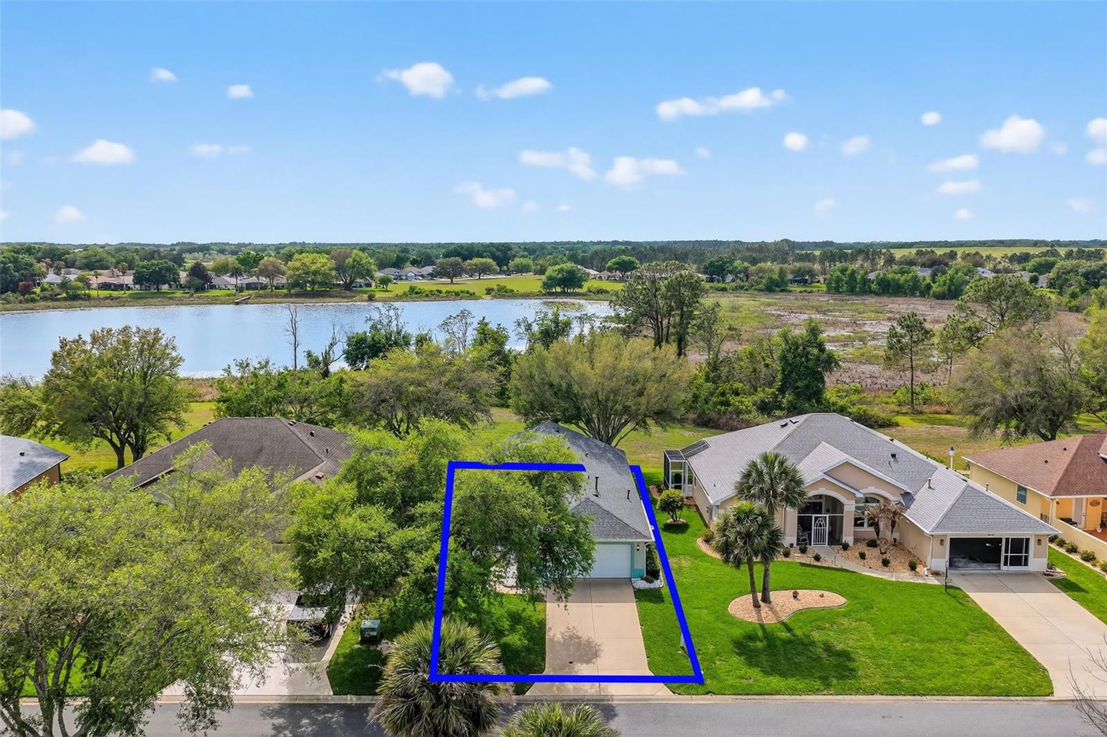 ROYAL HIGHLANDS PH 02 LT 992 ORB 1976 PG 173 - Residential