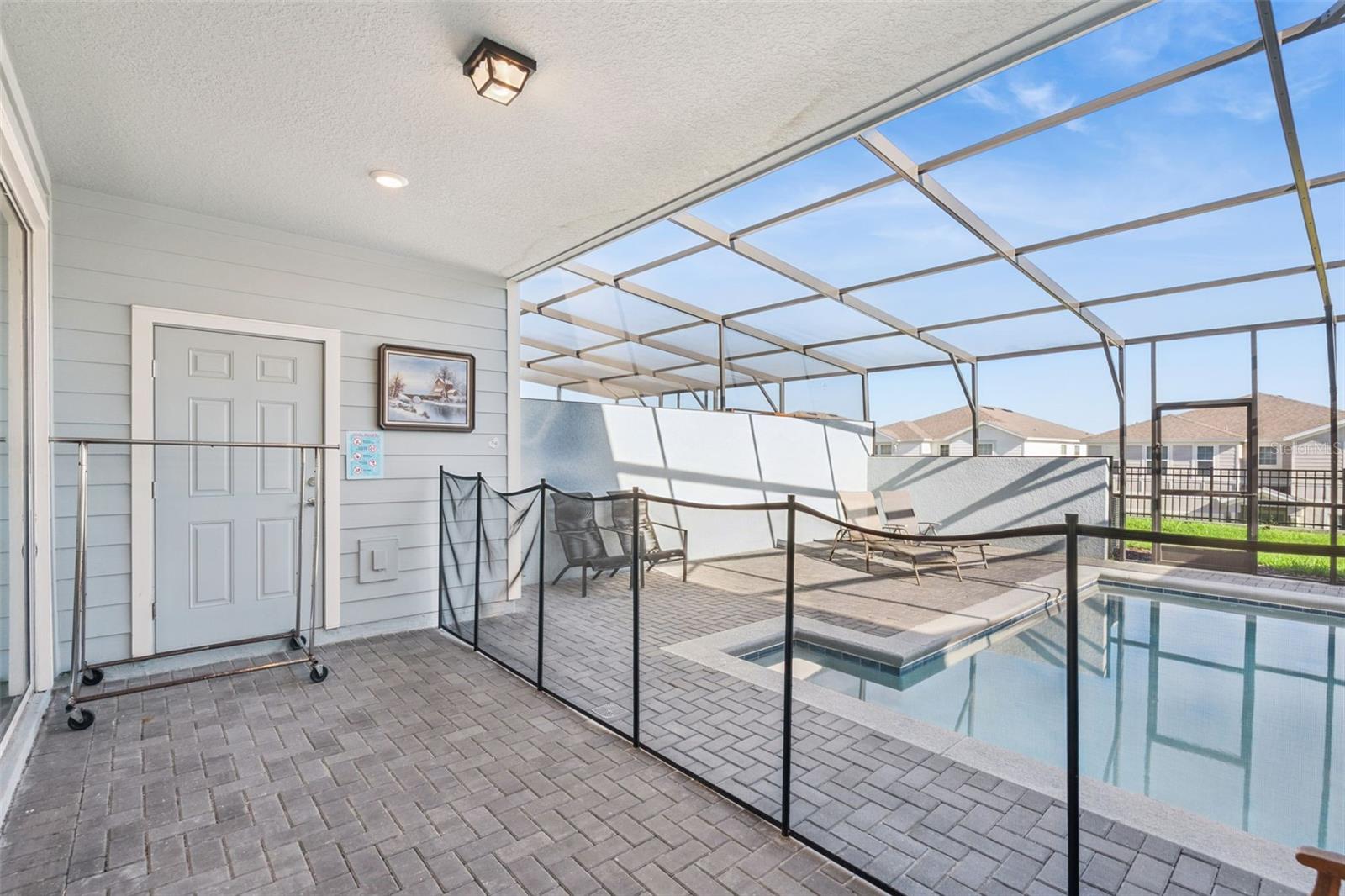 WINDSOR ISLAND RESIDENCE PH 2A - Residential