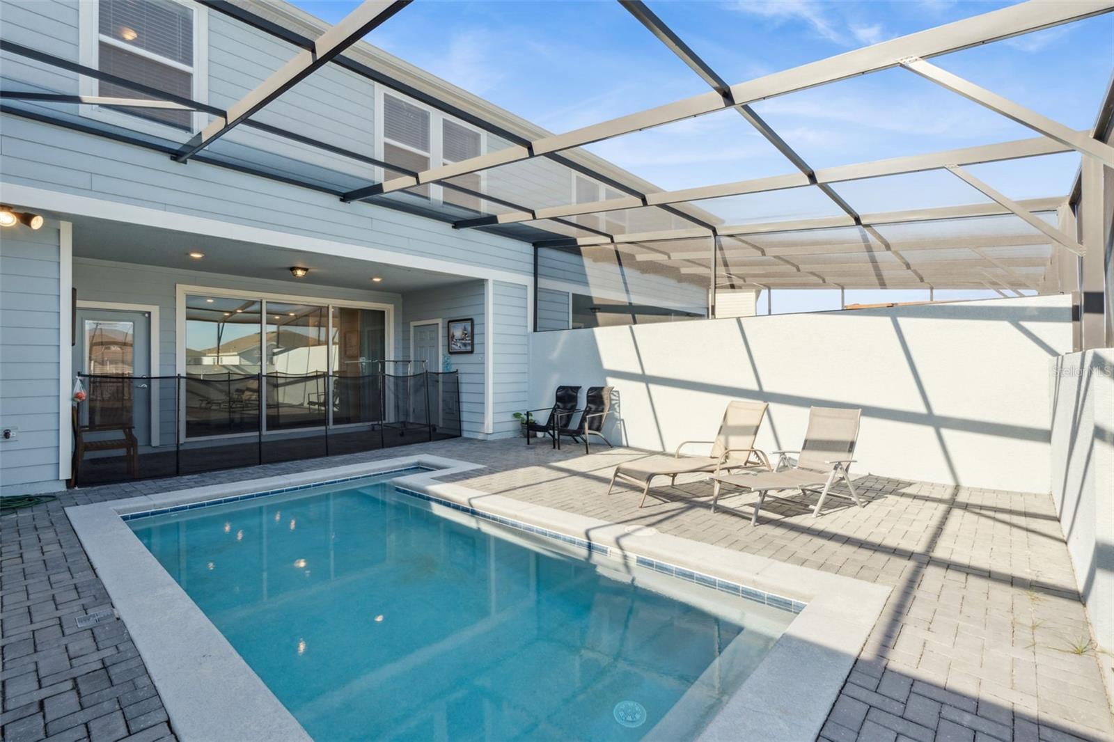 WINDSOR ISLAND RESIDENCE PH 2A - Residential