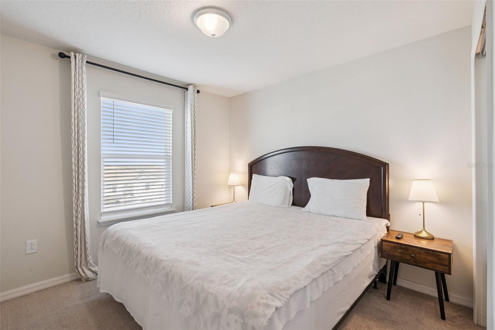 WINDSOR ISLAND RESIDENCE PH 2A - Residential