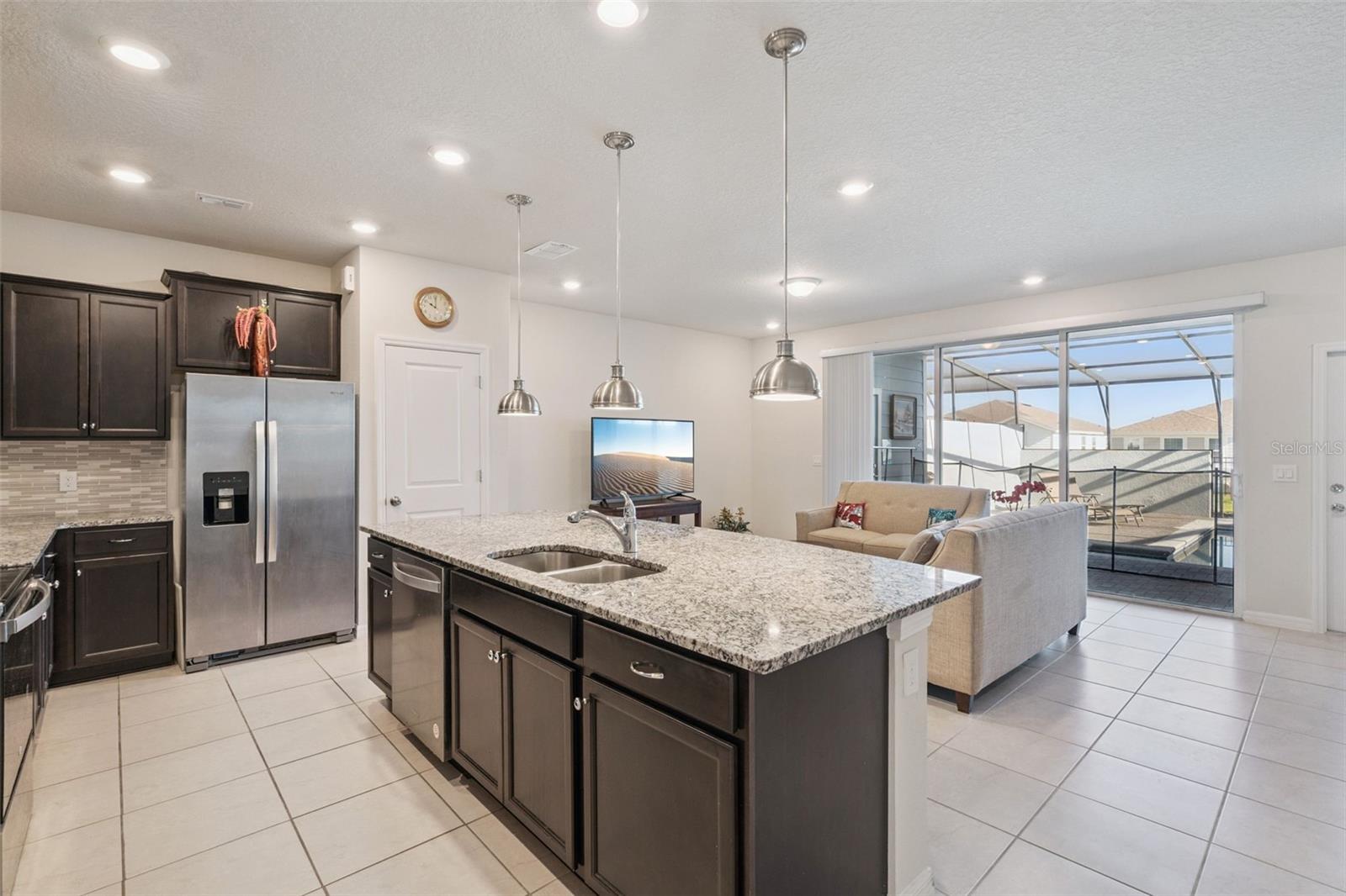 WINDSOR ISLAND RESIDENCE PH 2A - Residential