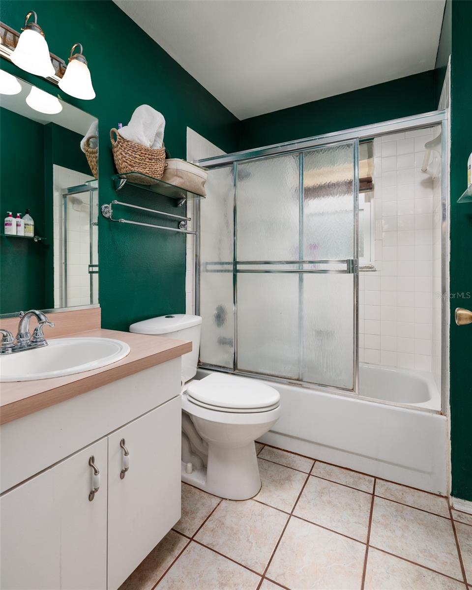 BAYOU ESTATES NORTH IIA & IIB - Residential