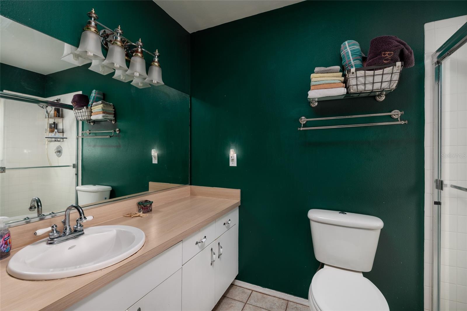 BAYOU ESTATES NORTH IIA & IIB - Residential