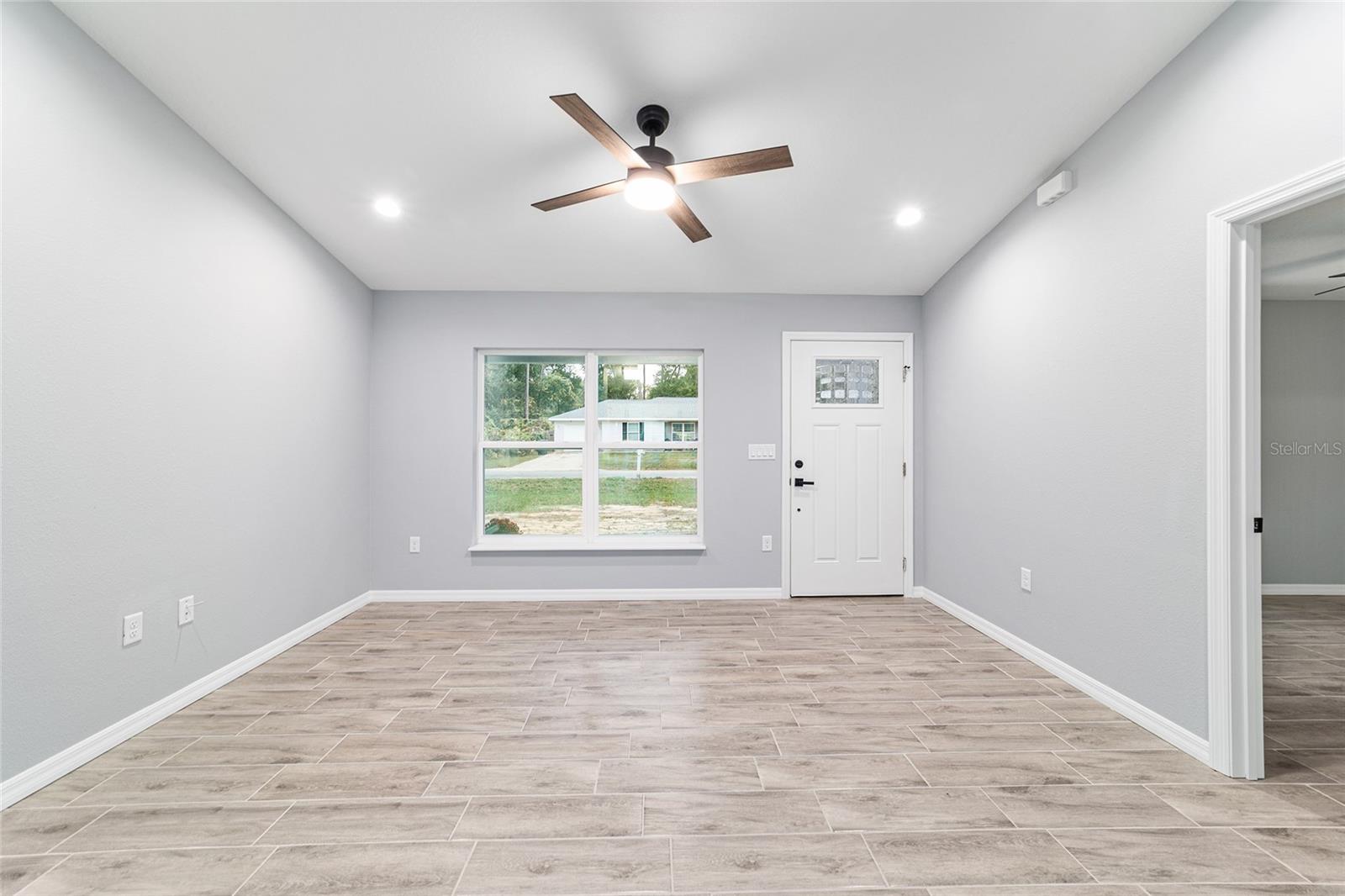 OCALA PARK ESTATE - Residential Lease