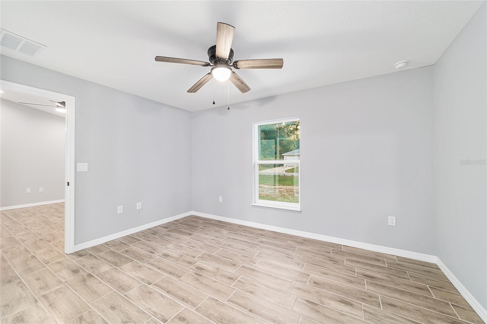 OCALA PARK ESTATE - Residential Lease