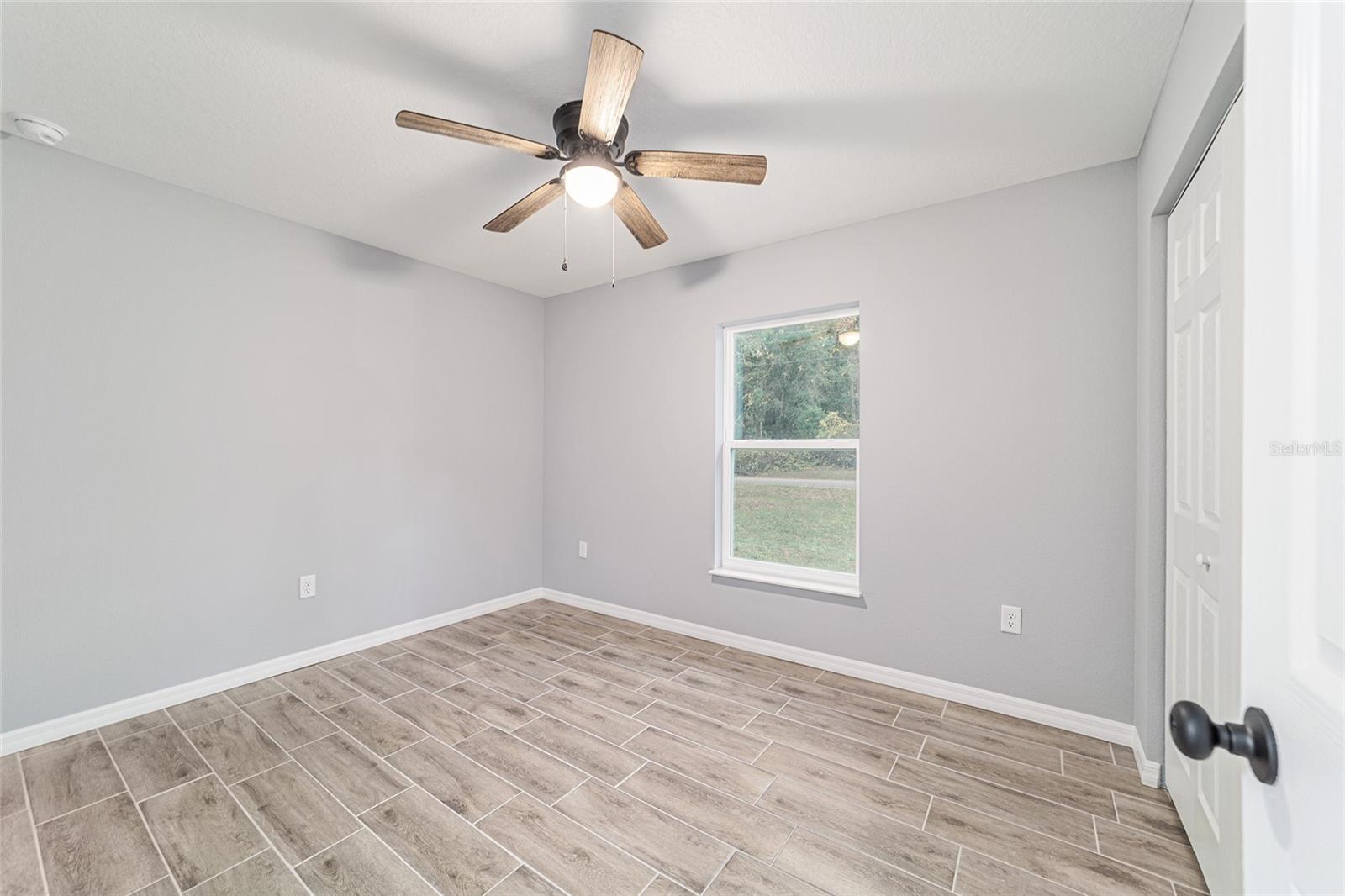 OCALA PARK ESTATE - Residential Lease