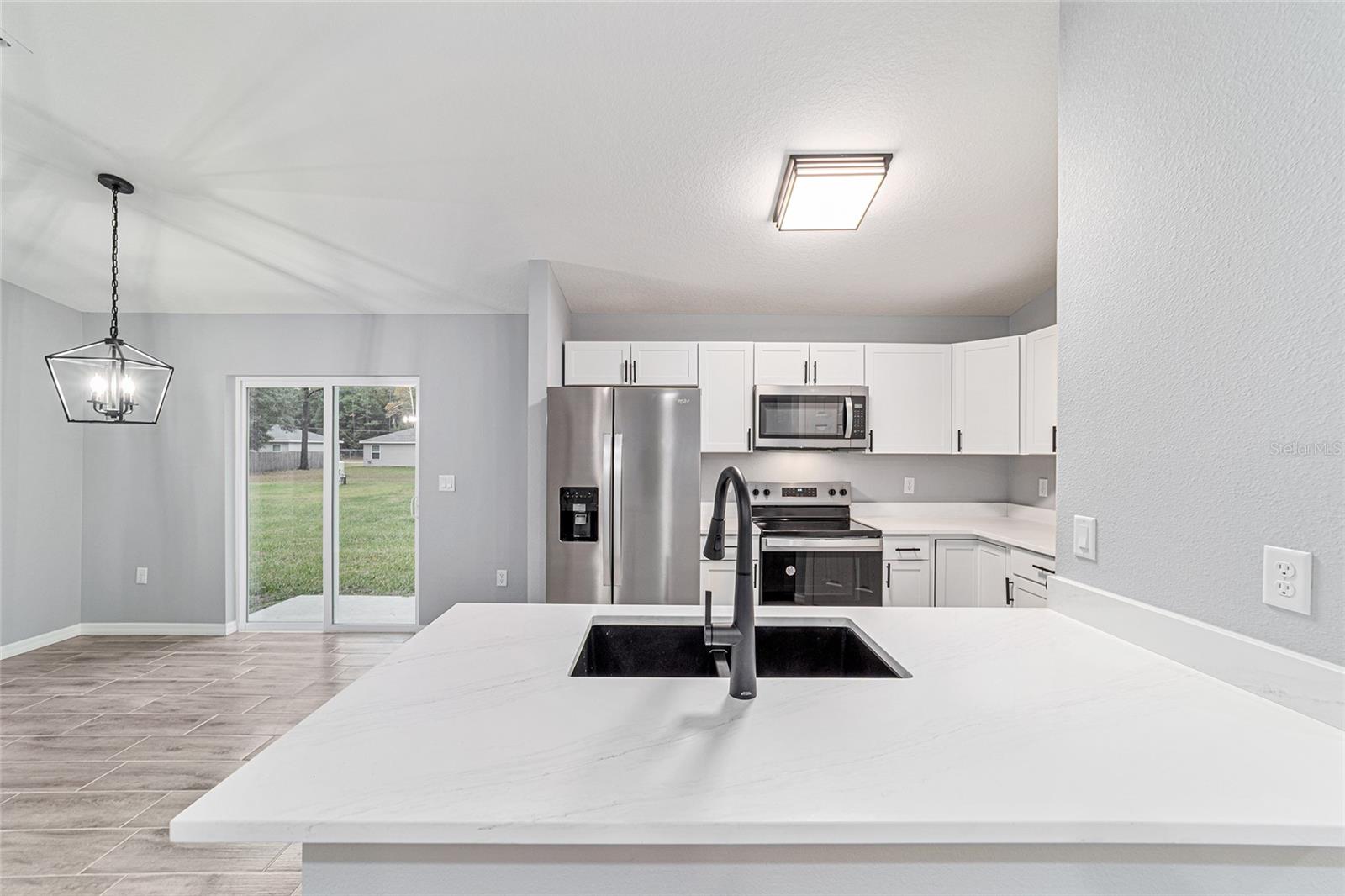 OCALA PARK ESTATE - Residential Lease