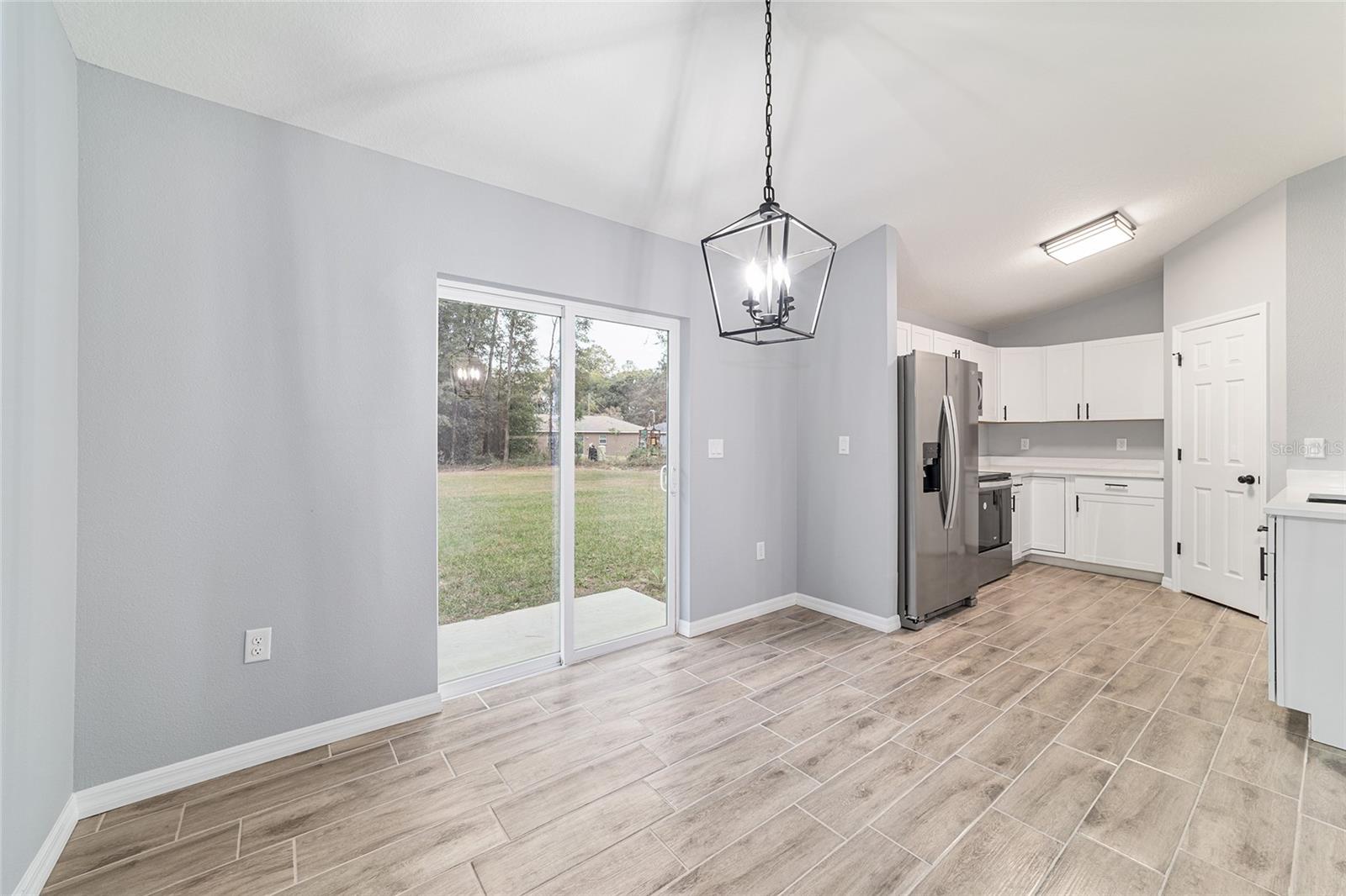 OCALA PARK ESTATE - Residential Lease