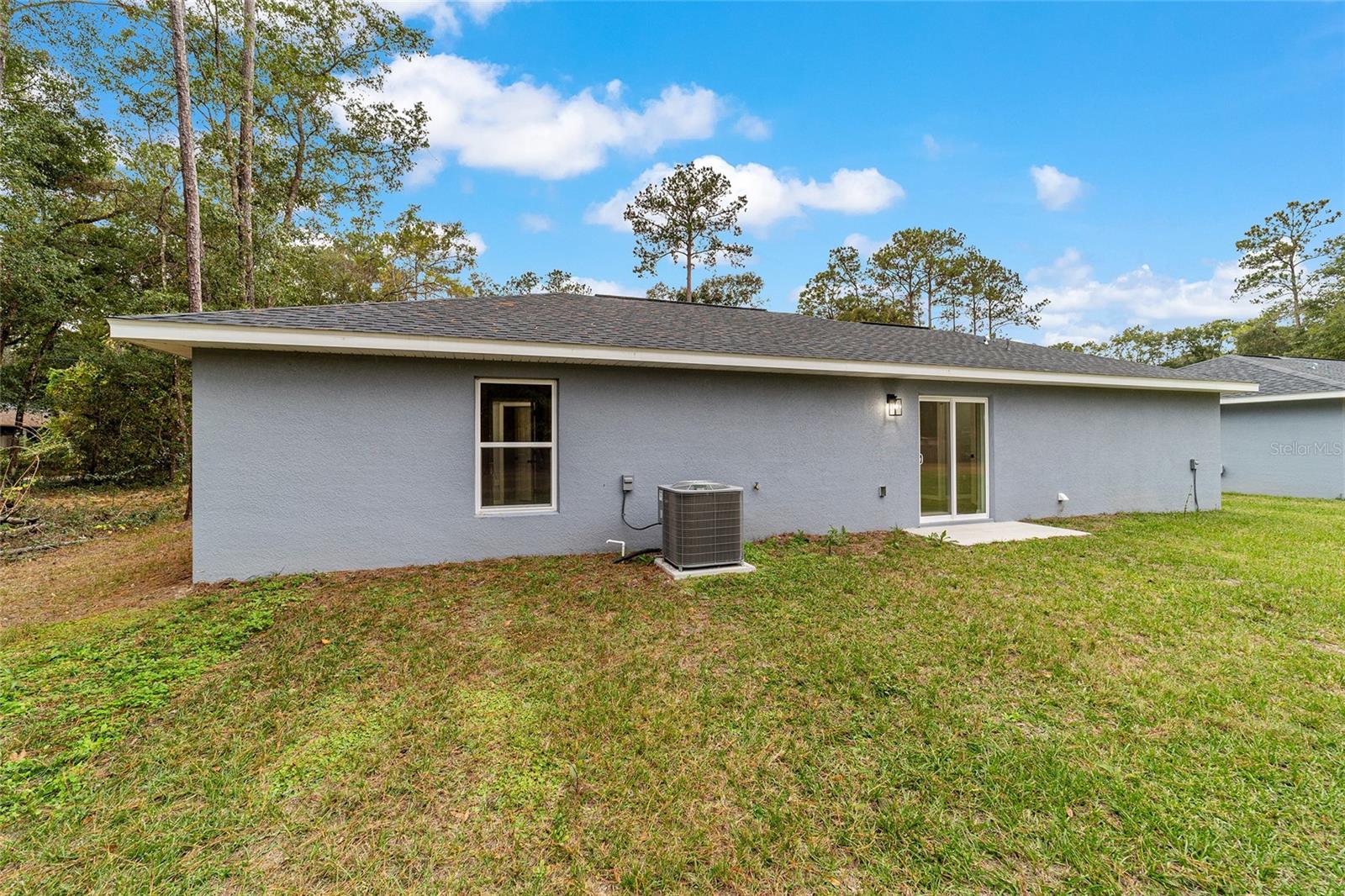 OCALA PARK ESTATE - Residential Lease