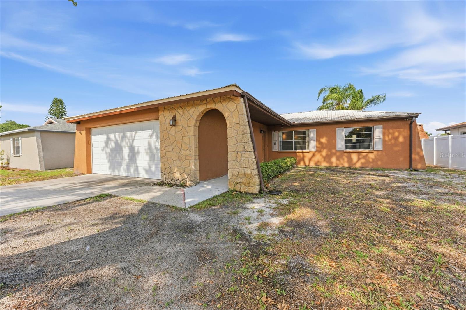 611 TANGERINE DRIVE