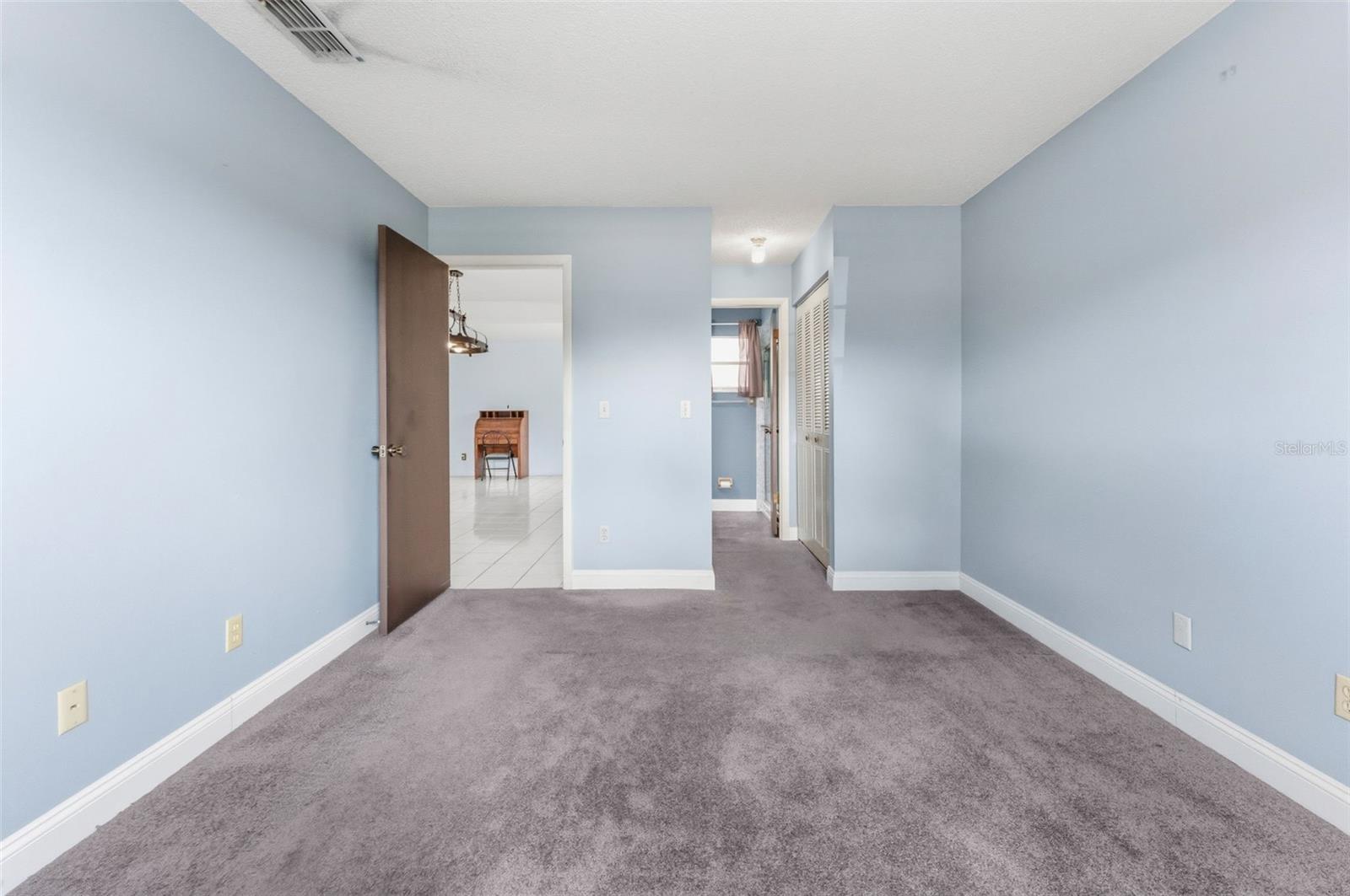 HARBOR PALMS UNIT ELEVEN - Residential