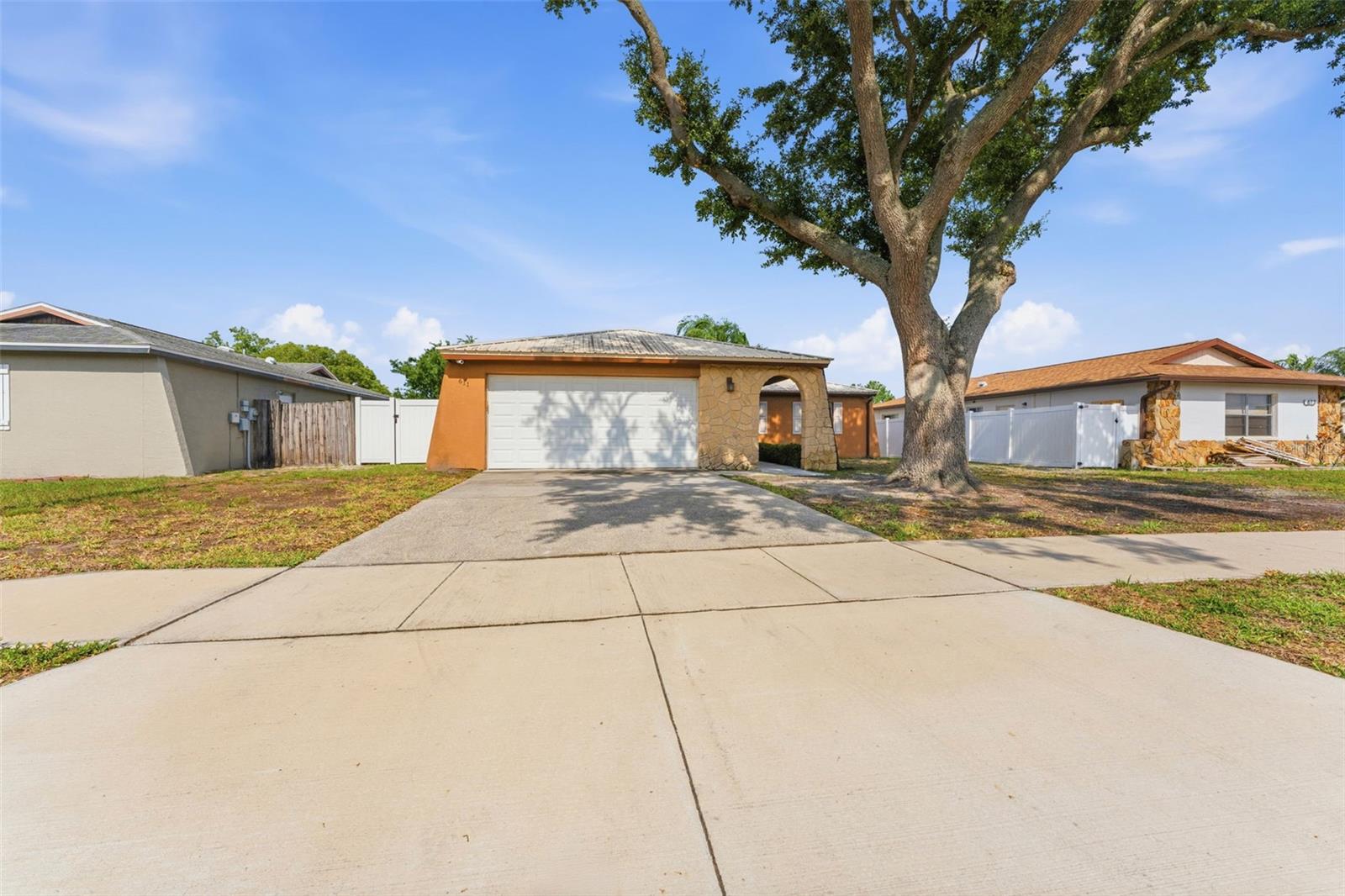611 TANGERINE DRIVE