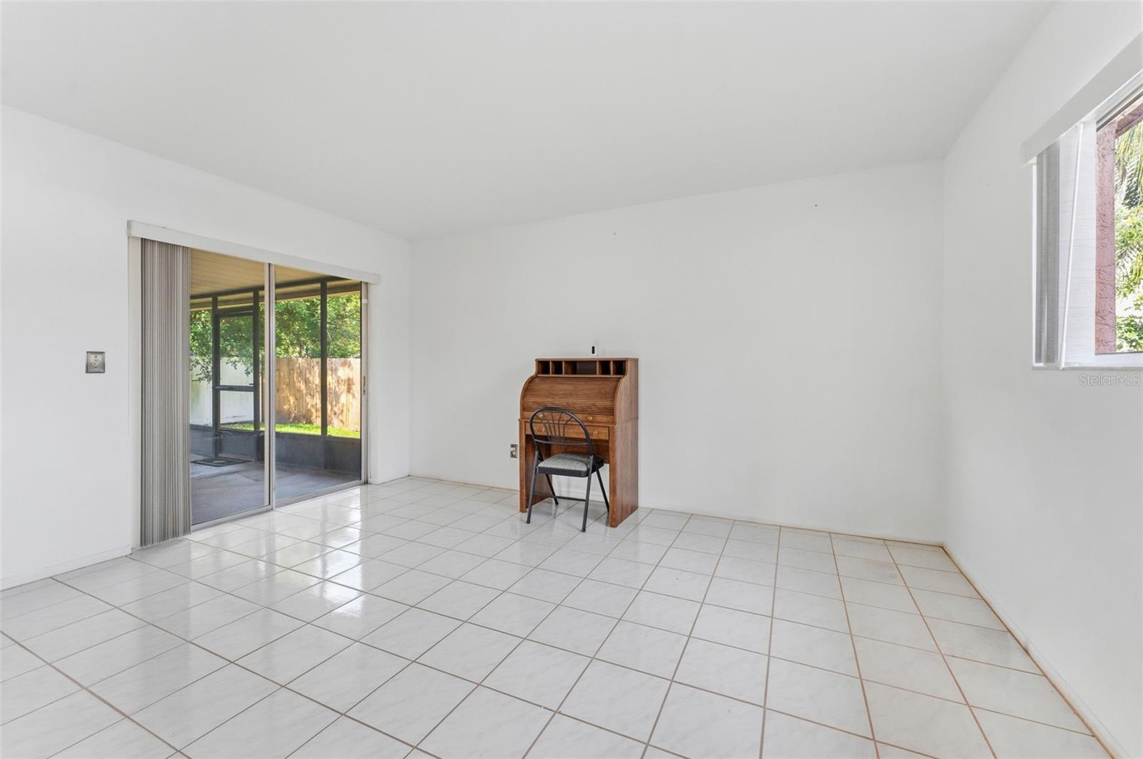HARBOR PALMS UNIT ELEVEN - Residential