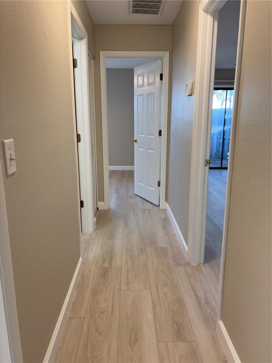 BELLE OAK VILLAS - Residential