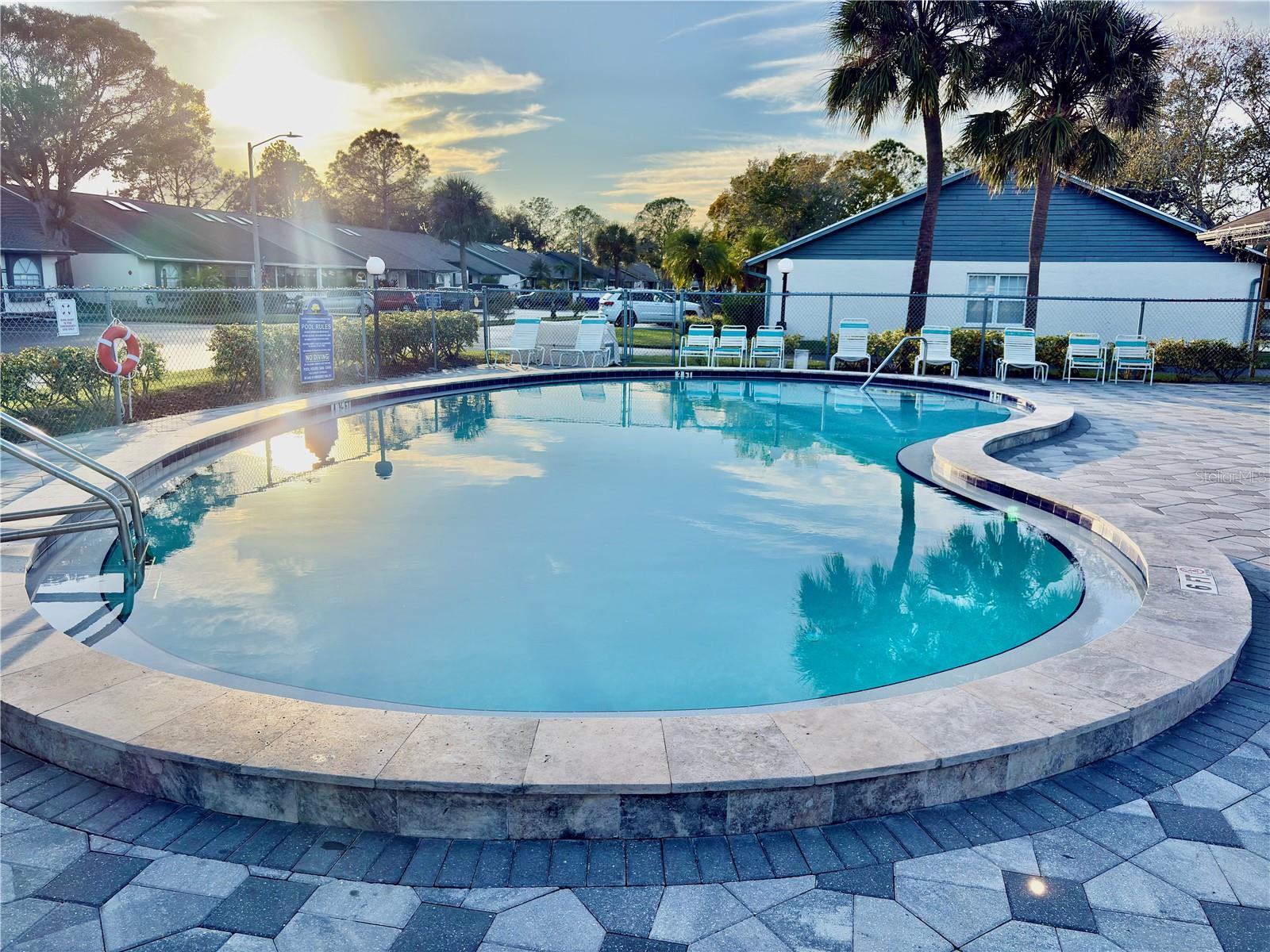 BELLE OAK VILLAS - Residential