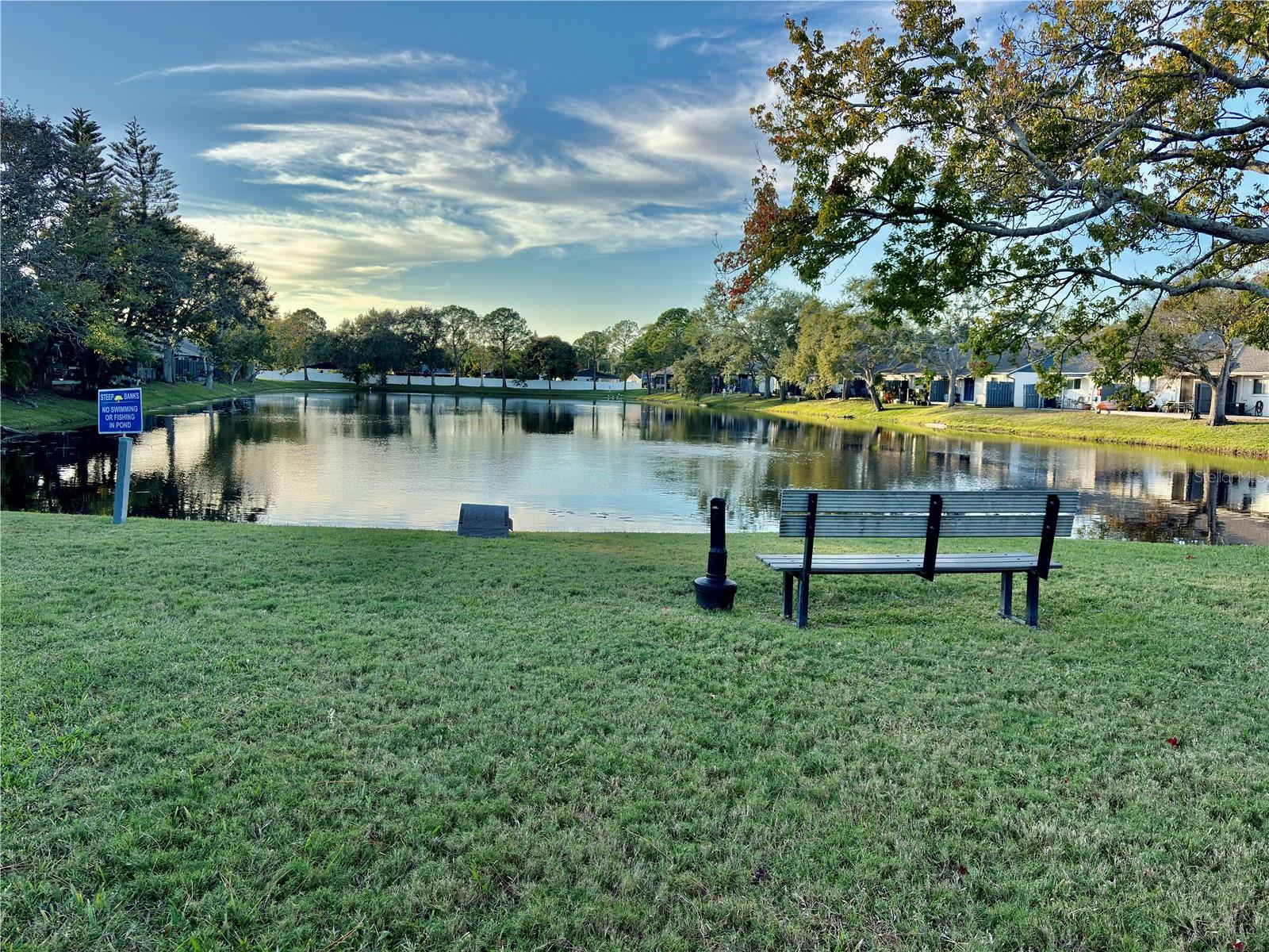 BELLE OAK VILLAS - Residential