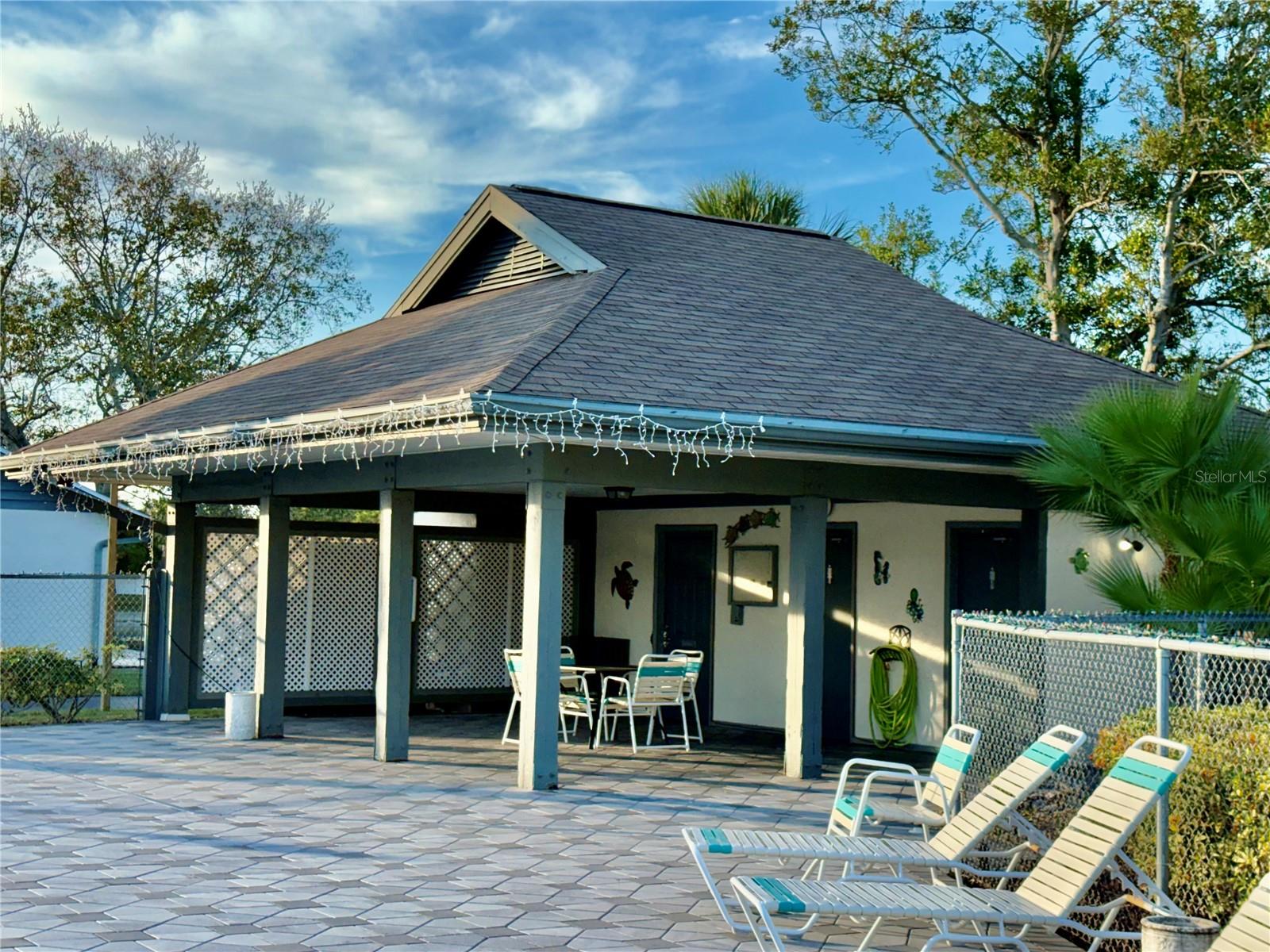 BELLE OAK VILLAS - Residential