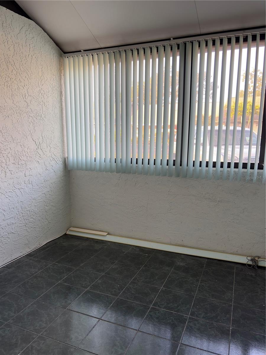 BELLE OAK VILLAS - Residential