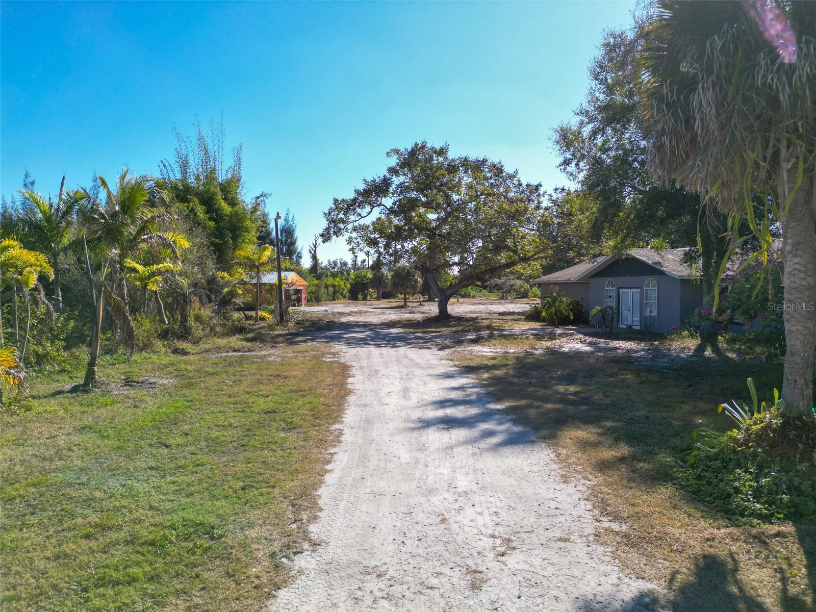 ENGLEWOOD GARDENS - Land