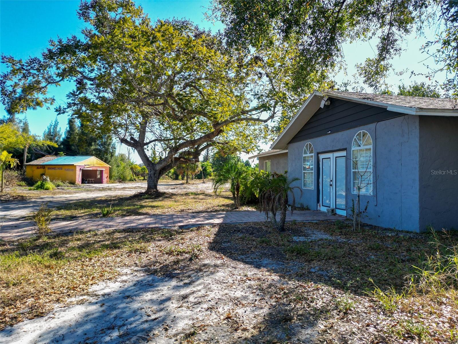 ENGLEWOOD GARDENS - Land