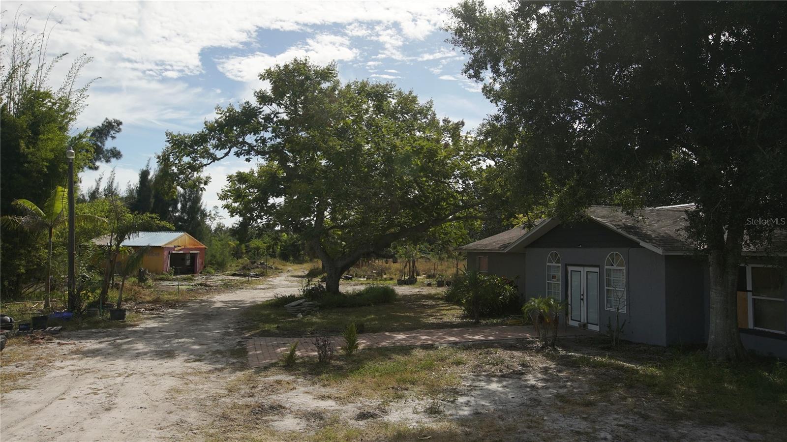 ENGLEWOOD GARDENS - Land