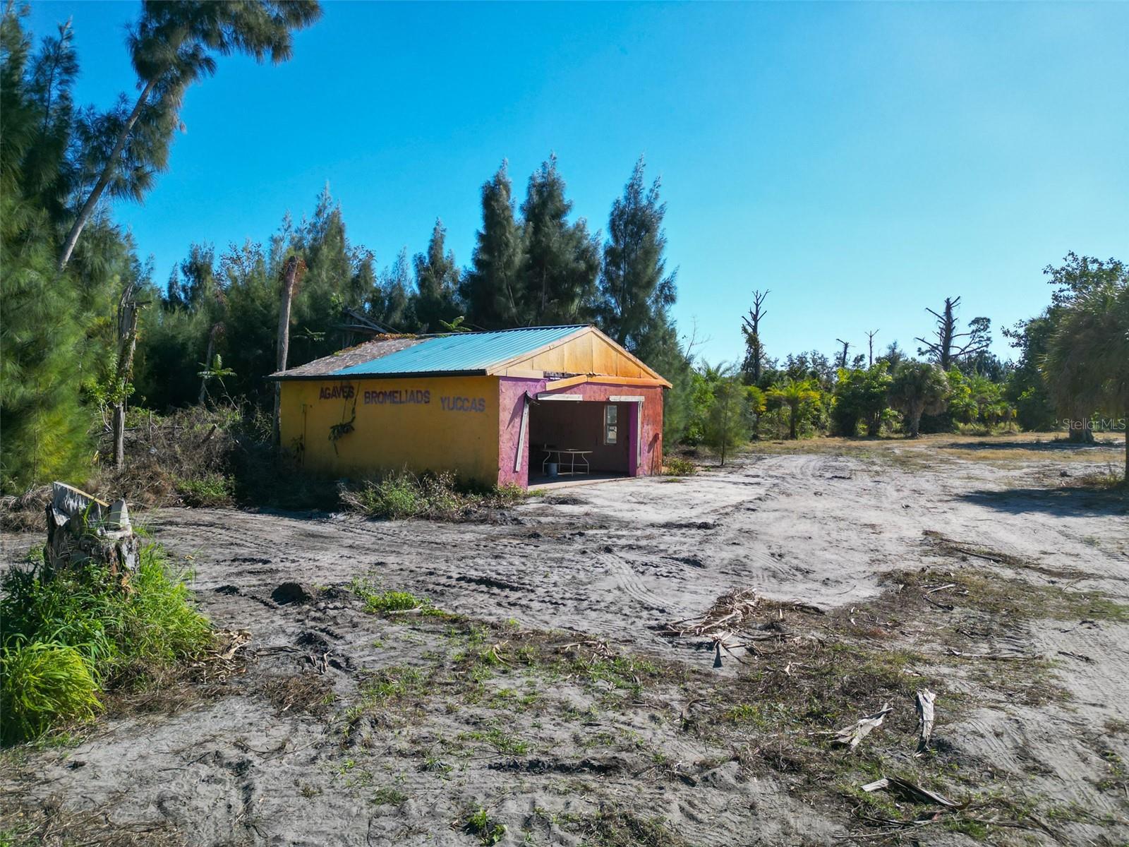 ENGLEWOOD GARDENS - Land