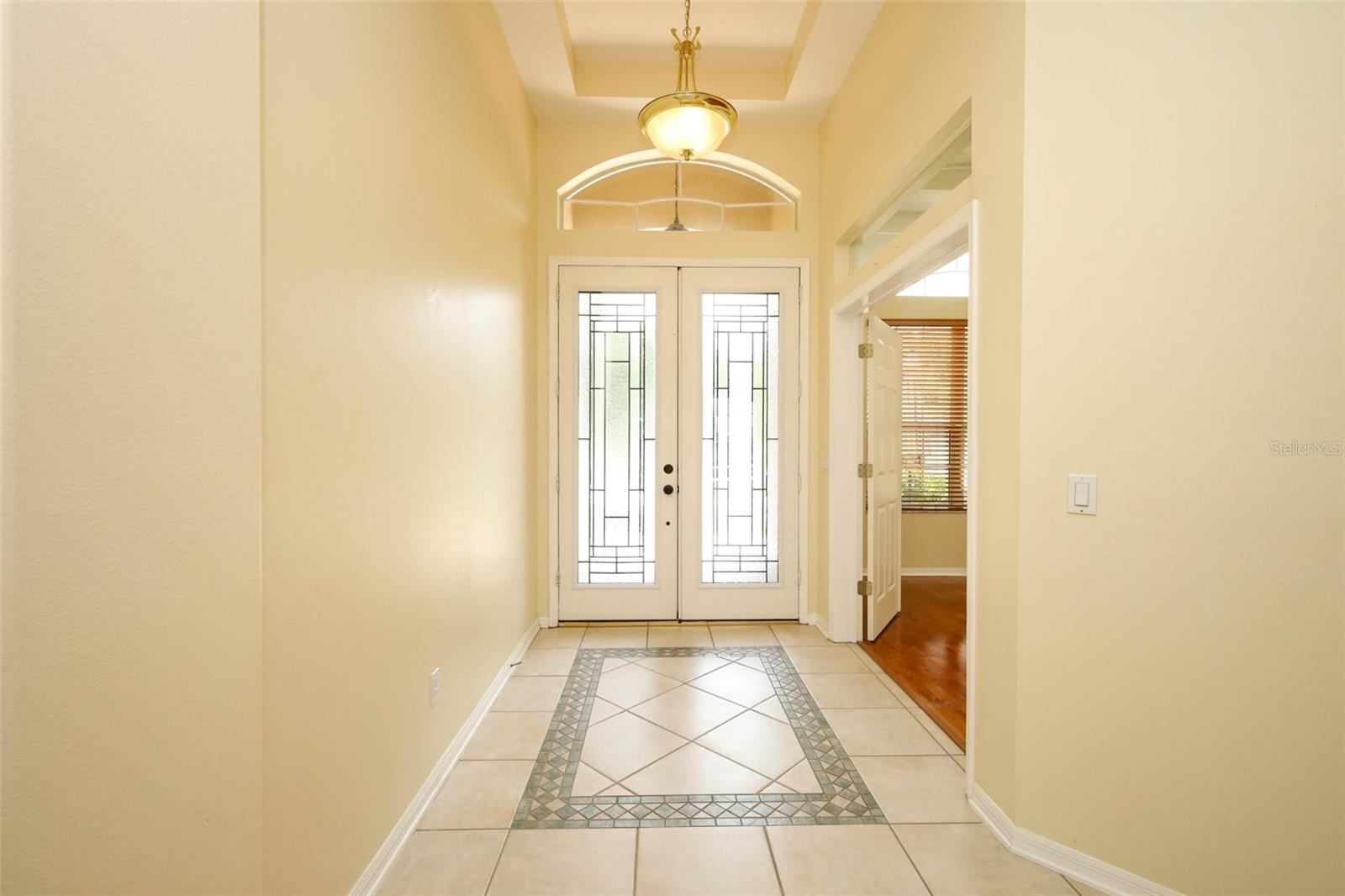 1186 OAK CREEK COURT