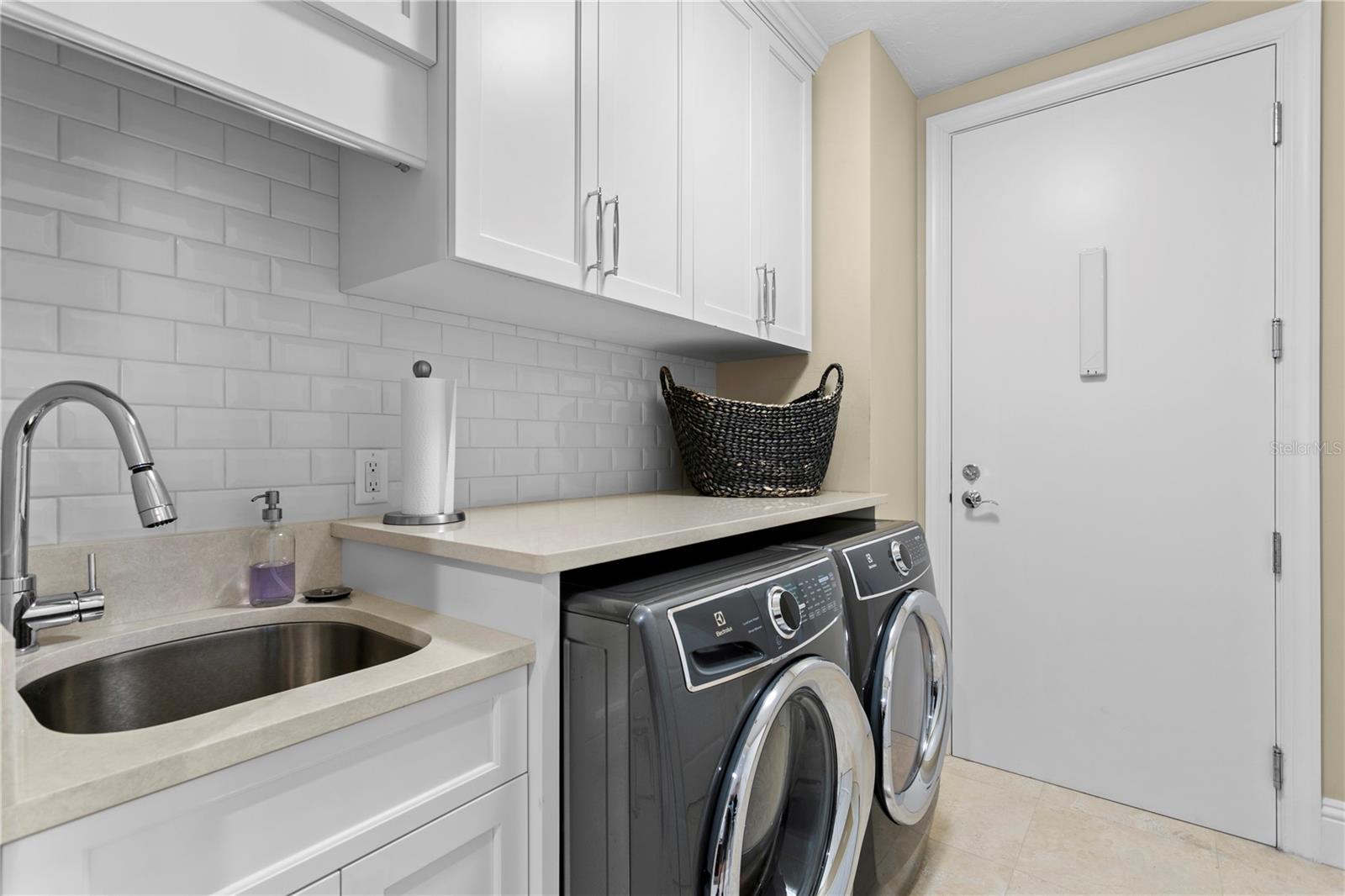 BELLE HARBOR CONDO - Residential