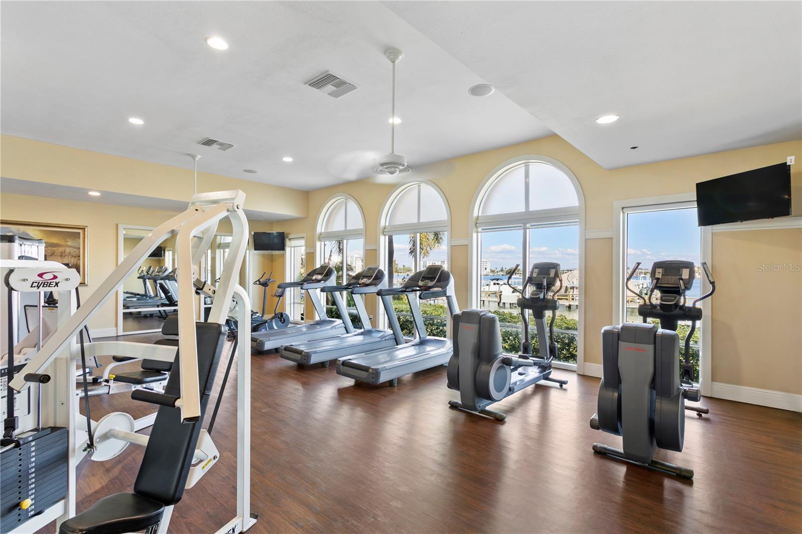 BELLE HARBOR CONDO - Residential