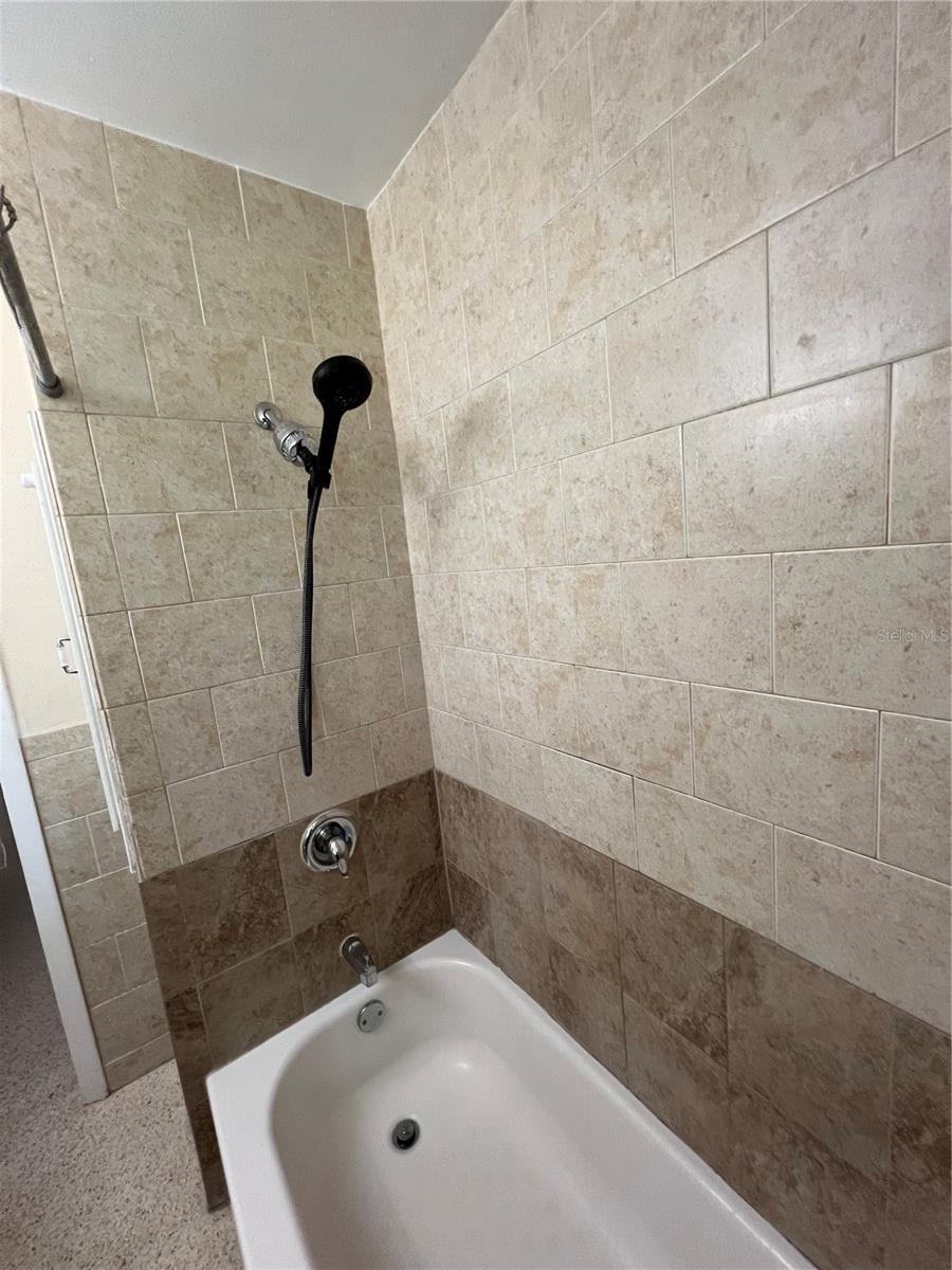 OAK HAVEN ESTATES - Residential