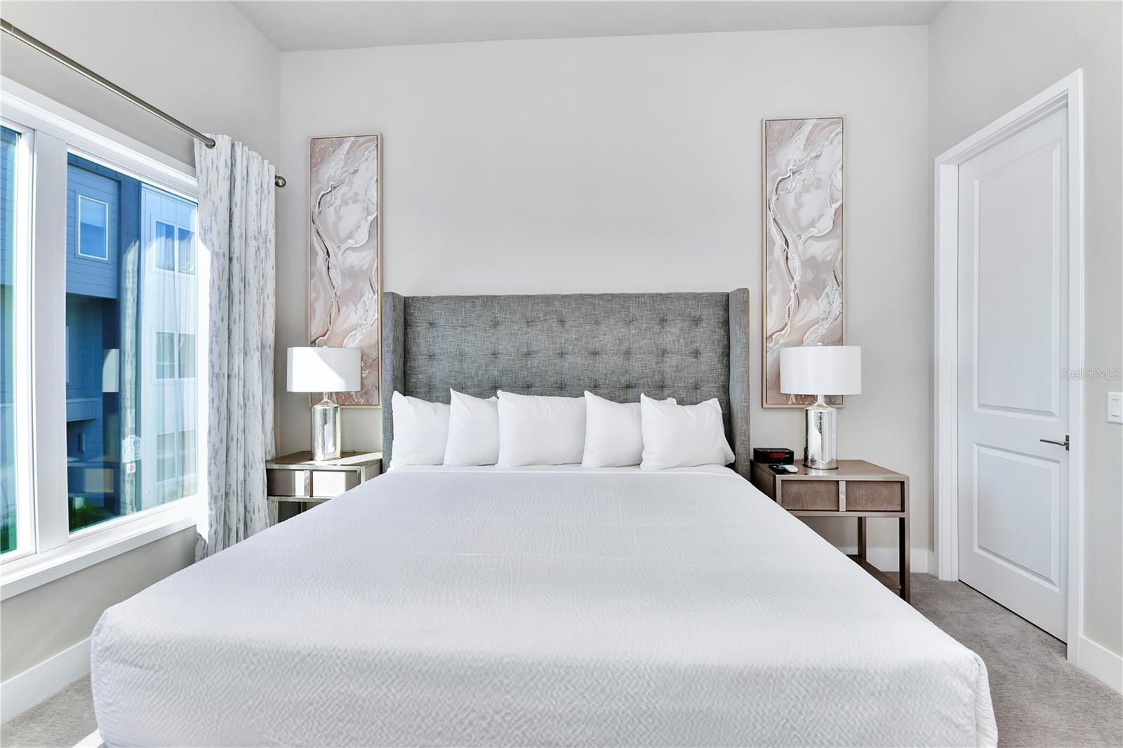SPECTRUM AT REUNION CONDO PH 7A OR 6391/1578 UNIT - Residential Lease