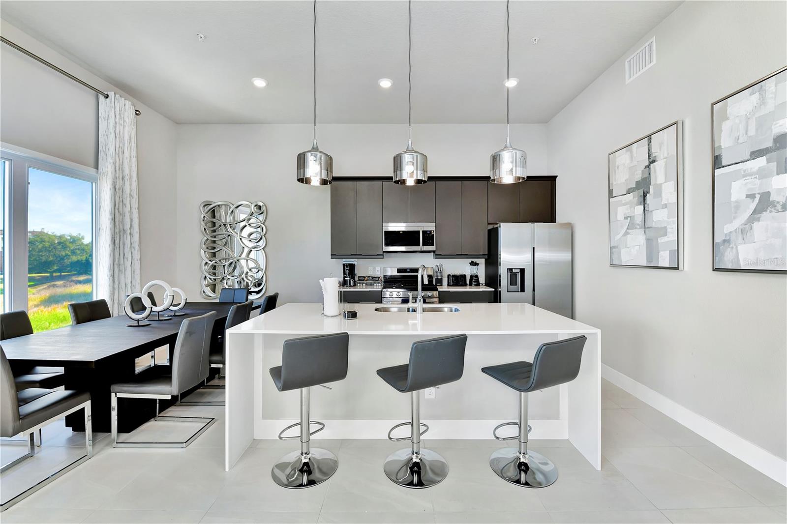 SPECTRUM AT REUNION CONDO PH 7A OR 6391/1578 UNIT - Residential Lease