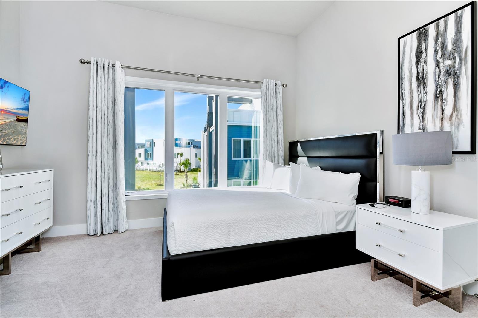 SPECTRUM AT REUNION CONDO PH 7A OR 6391/1578 UNIT - Residential Lease