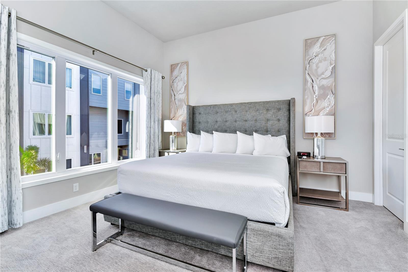 SPECTRUM AT REUNION CONDO PH 7A OR 6391/1578 UNIT - Residential Lease
