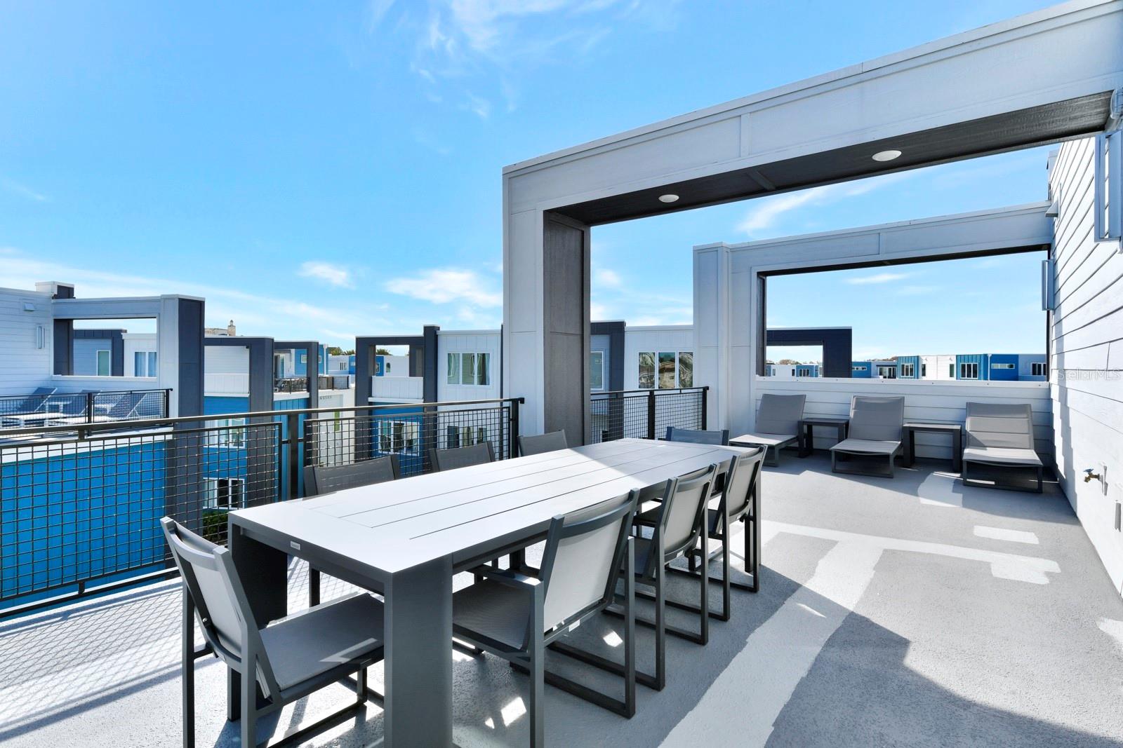 SPECTRUM AT REUNION CONDO PH 7A OR 6391/1578 UNIT - Residential Lease